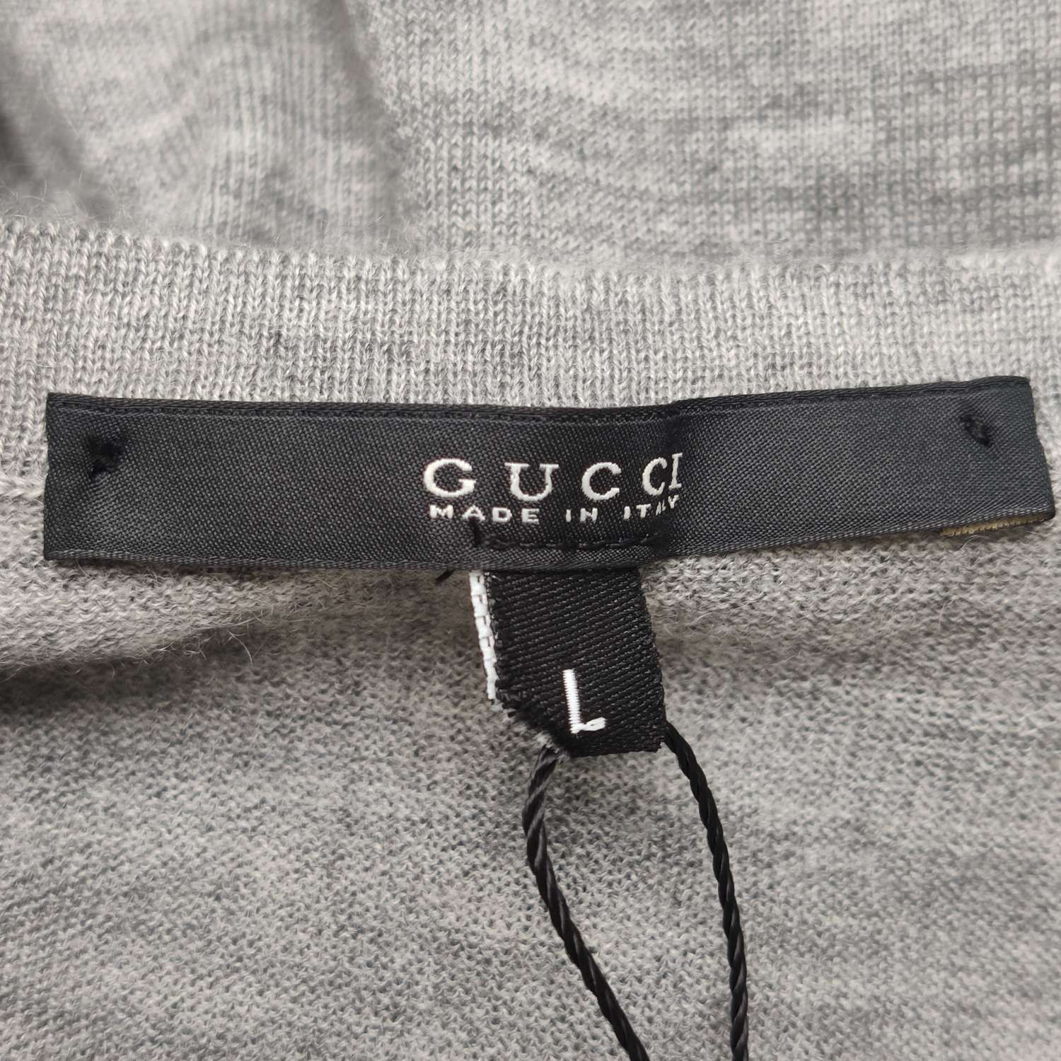 Gucci Gucci Cashmere V-Neck Sweater L Size US L / EU 52-54 / 3 - 5 Thumbnail