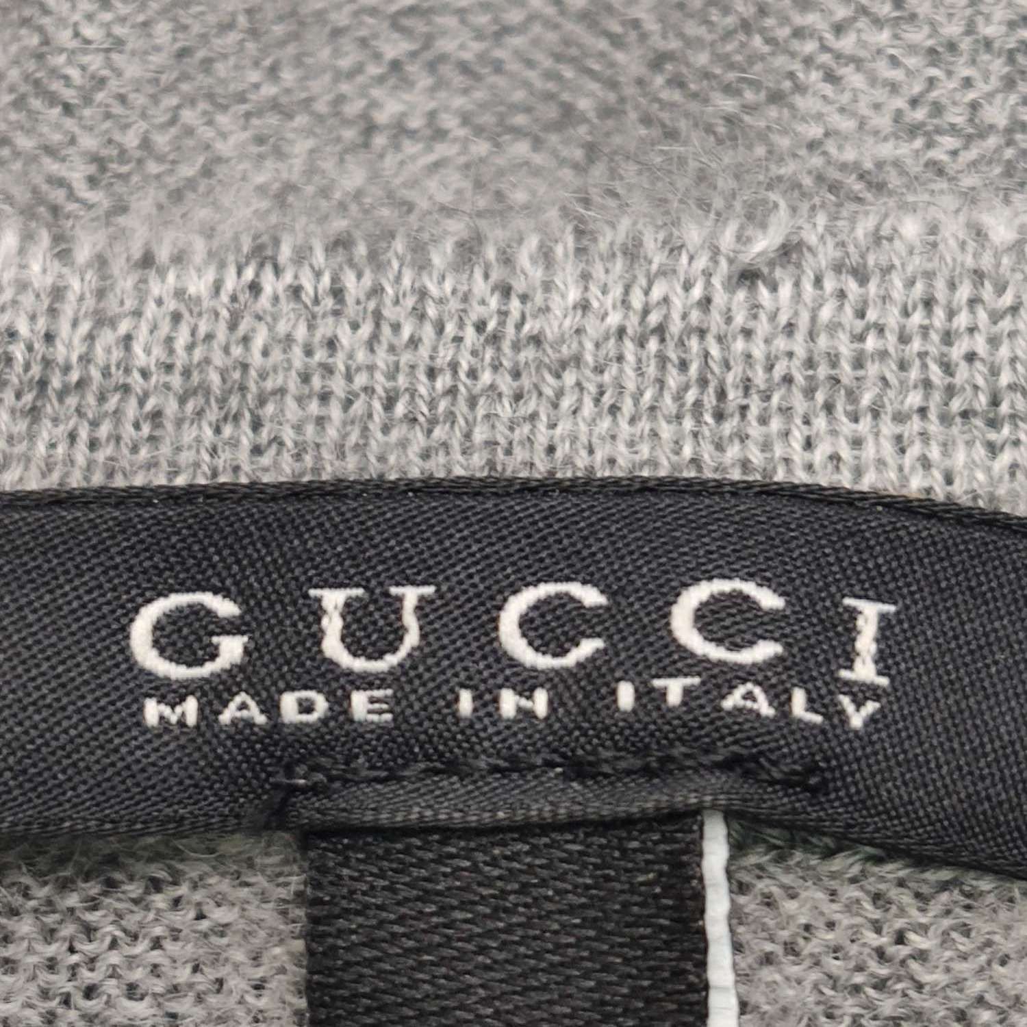 Gucci Gucci V-Neck Cashmere Sweater Gray Size M Size US M / EU 48-50 / 2 - 5 Thumbnail
