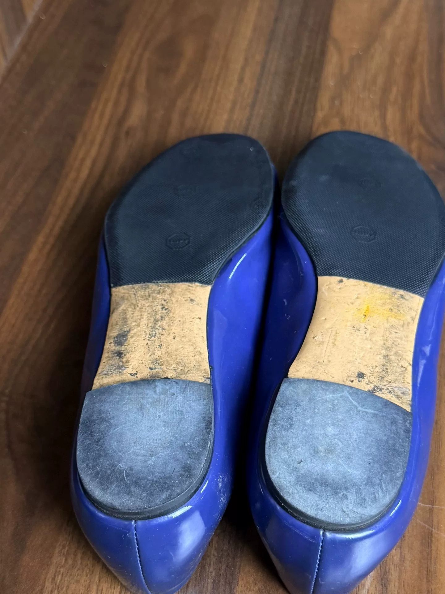 Salvatore Ferragamo Salvatore Ferragamo Patent Blue Lowtop Sneakers us_8 Women Size US 8 / IT 38 - 5 Thumbnail