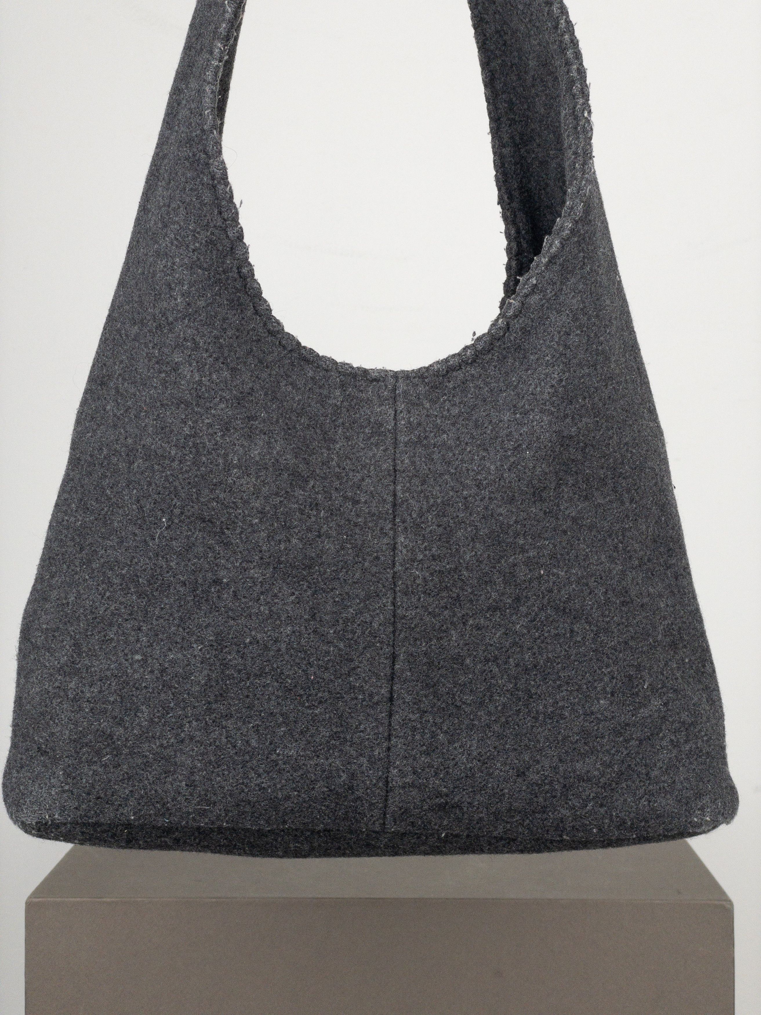 Miu Miu AW99 Felt Bow Hobo Shoulder Bag Size ONE SIZE - 6 Thumbnail