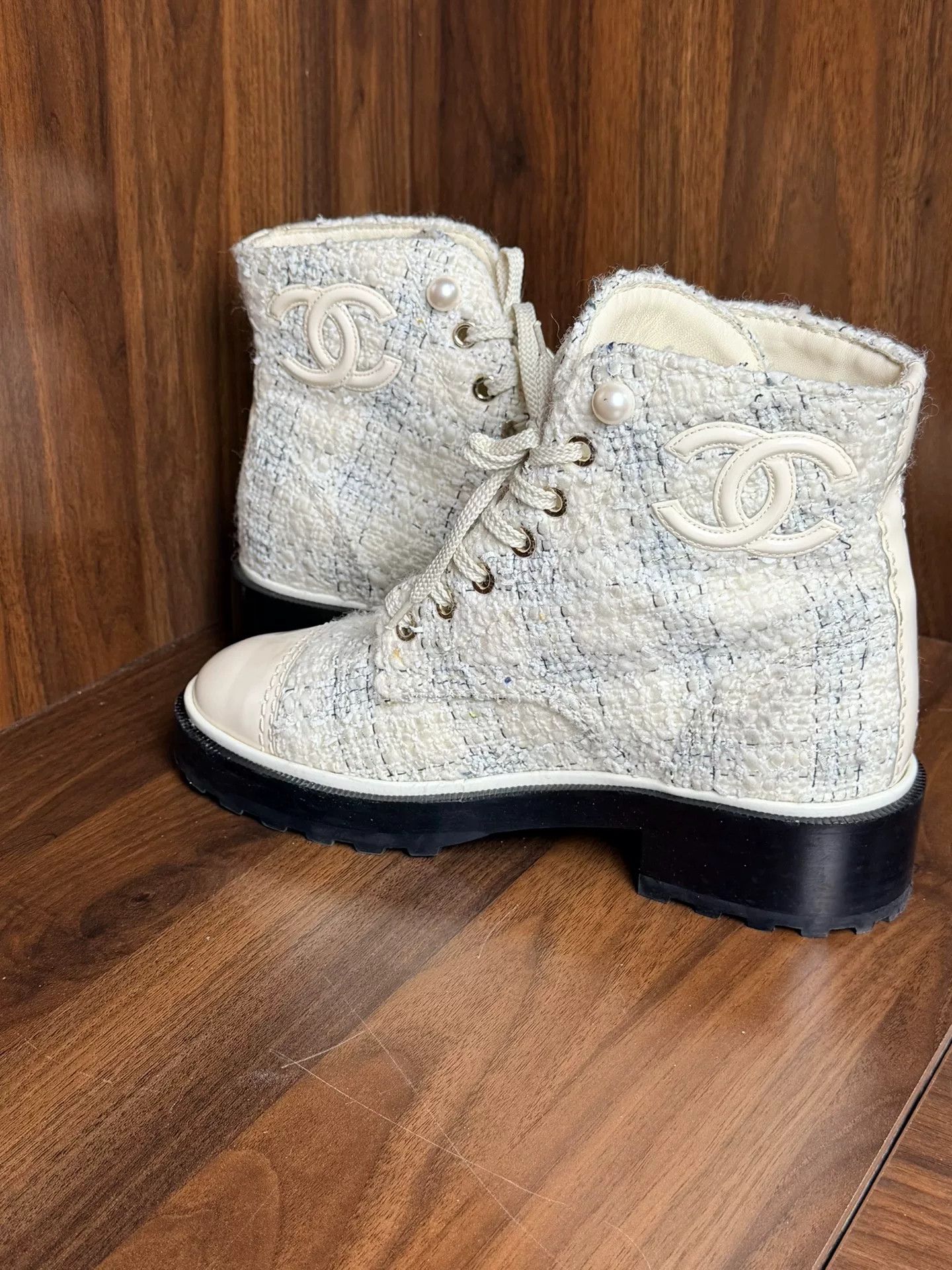 Chanel Chanel Boots us_7 Women Size US 7 / IT 37 - 2 Thumbnail