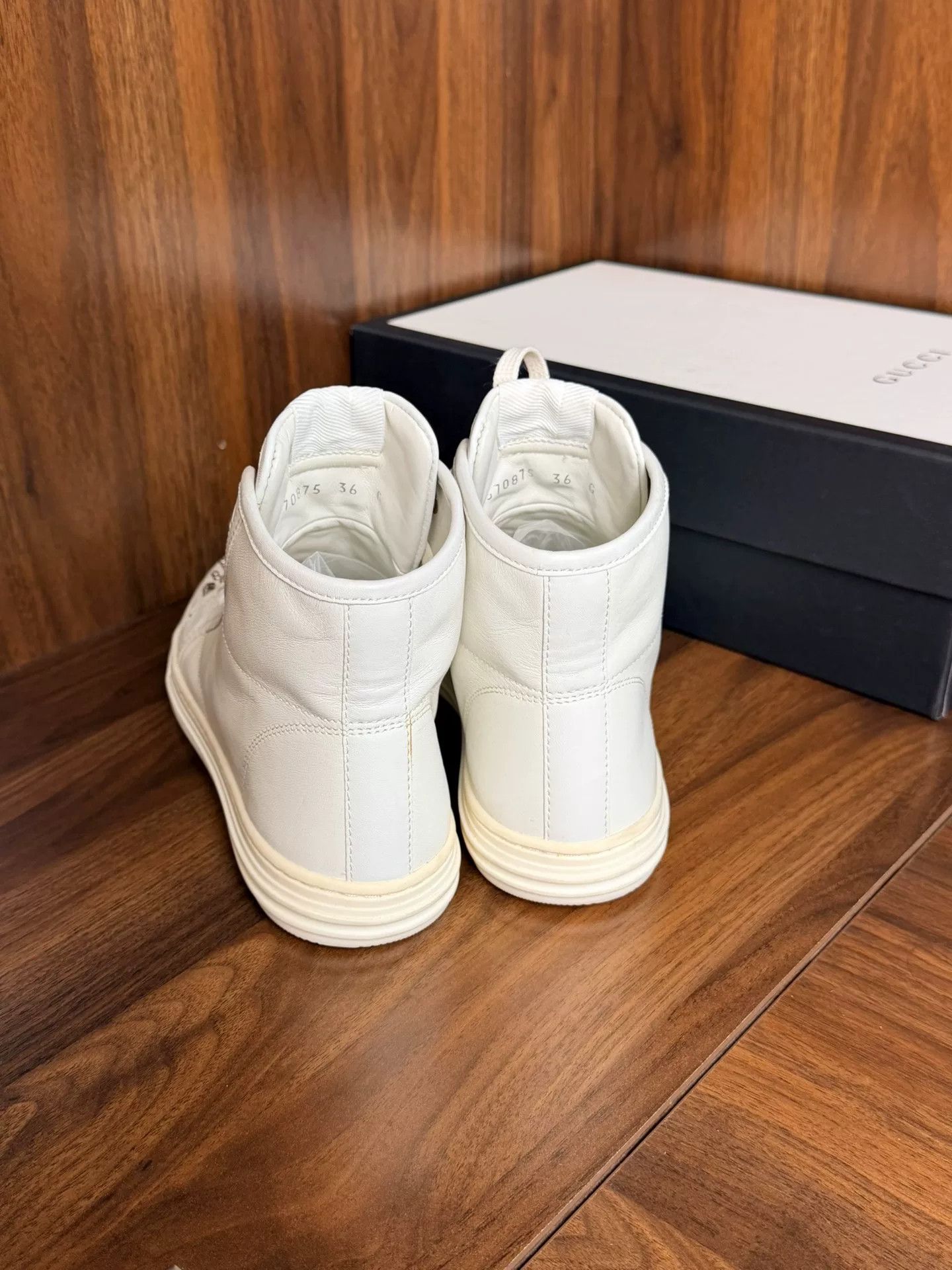 Gucci Gucci White Hitop Sneakers us_6 Women Size US 6 / IT 36 - 4 Thumbnail