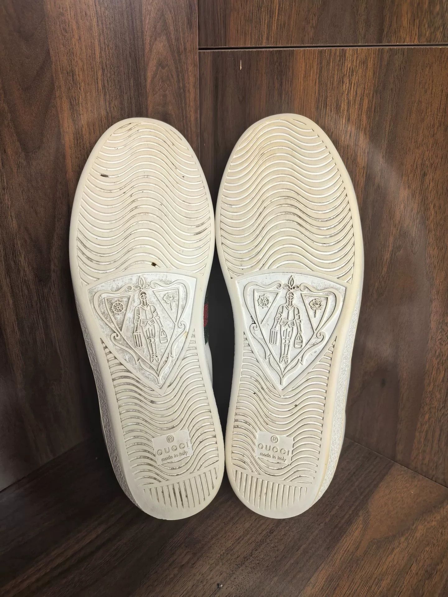 Gucci Gucci White Lowtop Sneakers us_7-5 Women Size US 7.5 / IT 37.5 - 5 Thumbnail