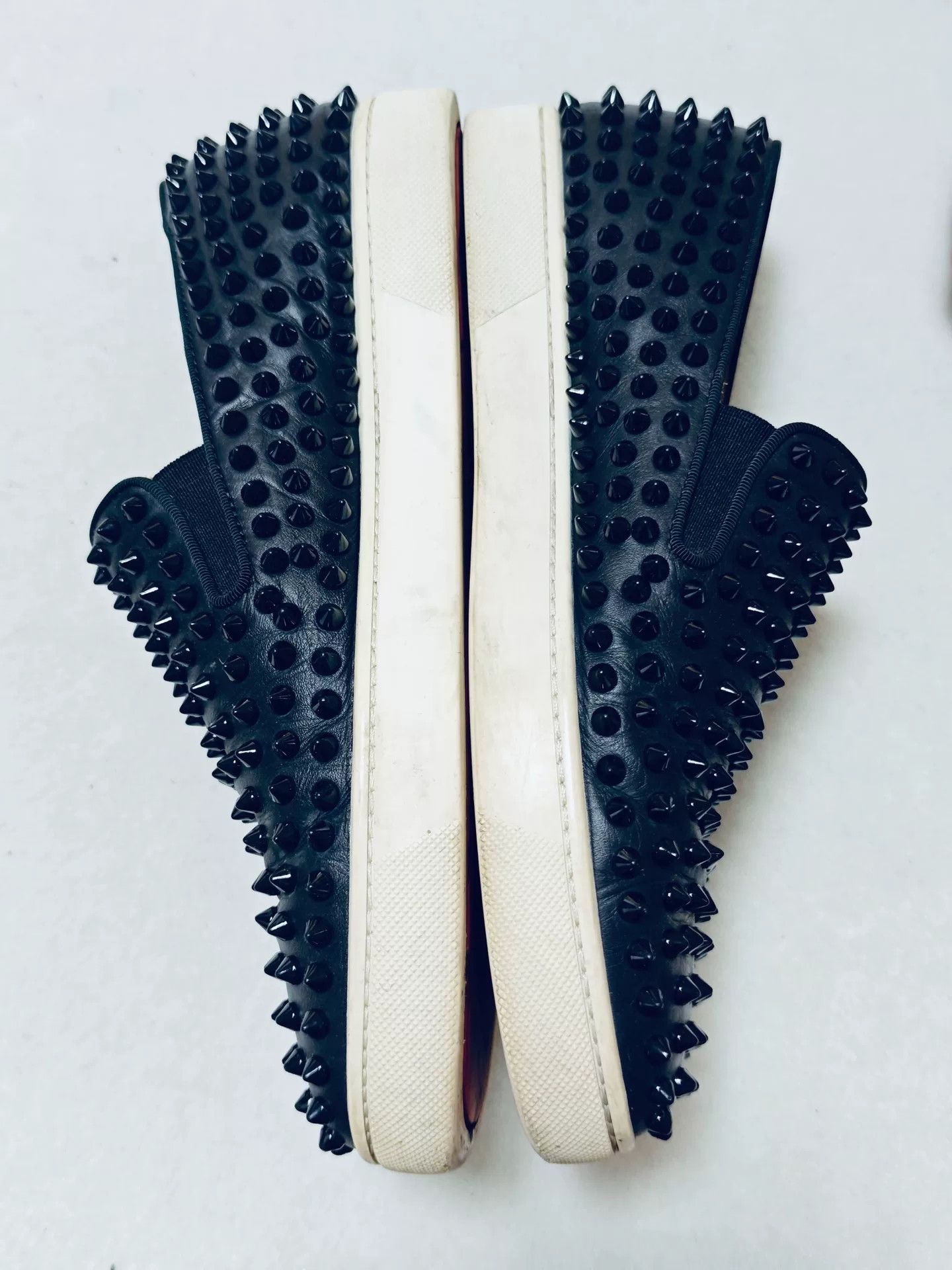 Christian Louboutin Christian Louboutin Black Lowtop Sneakers 9.5 Men Size US 9.5 / EU 42-43 - 2 Thumbnail