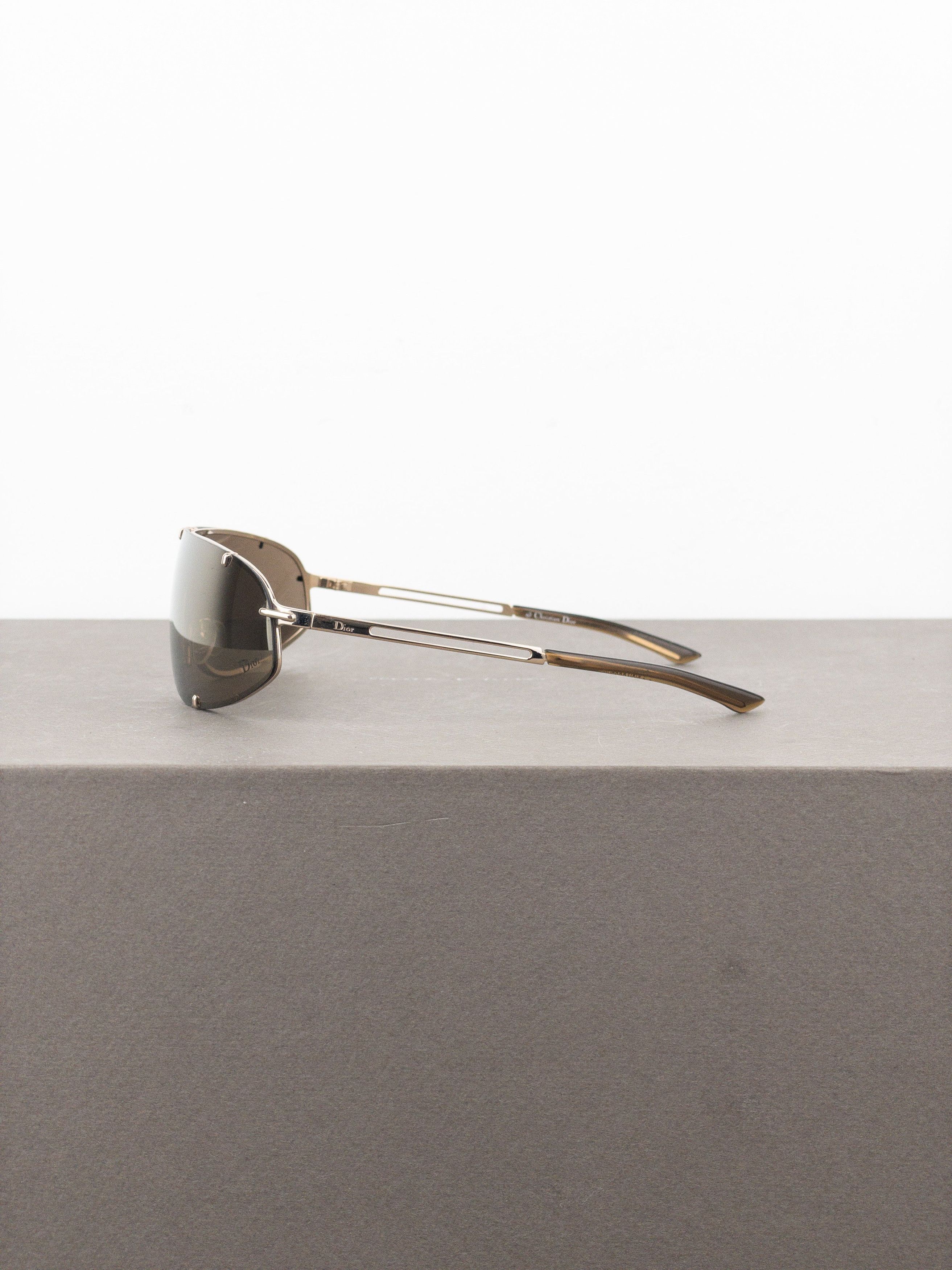 Dior by Galliano AW00 ‘Cossack’ Wrap Mask Shield Sunglasses Size ONE SIZE - 7 Thumbnail