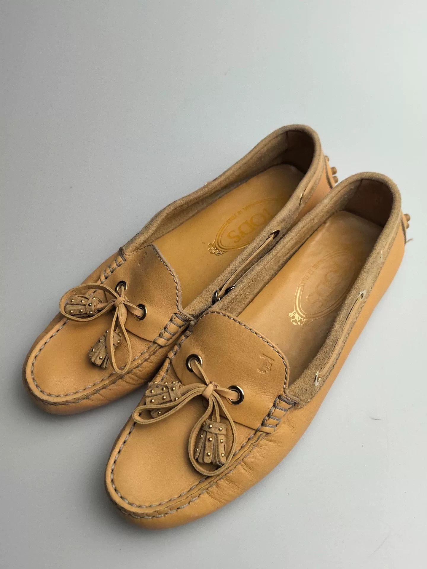 Tod's Tod's Yellow Lowtop Sneakers us_5 Women Size US 5 / IT 35 - 3 Thumbnail