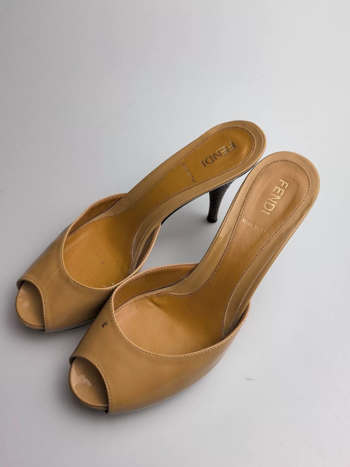 Fendi Fendi Sandals us_5 Women Size US 5 / IT 35 - 2 Thumbnail