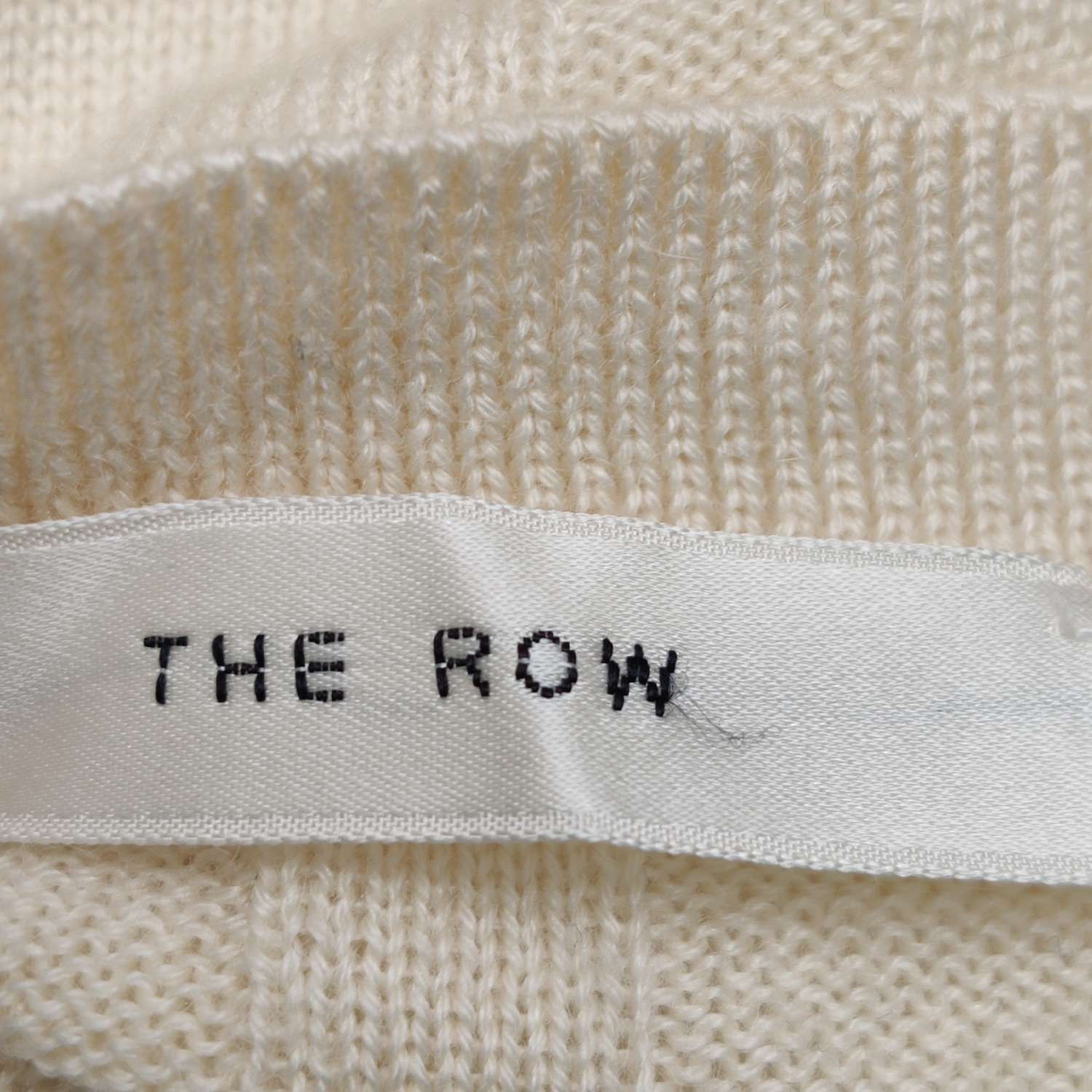 The Row The Row Cashmere Silk V-Neck Sweater XS Size XS / US 0-2 / IT 36-38 - 4 Thumbnail