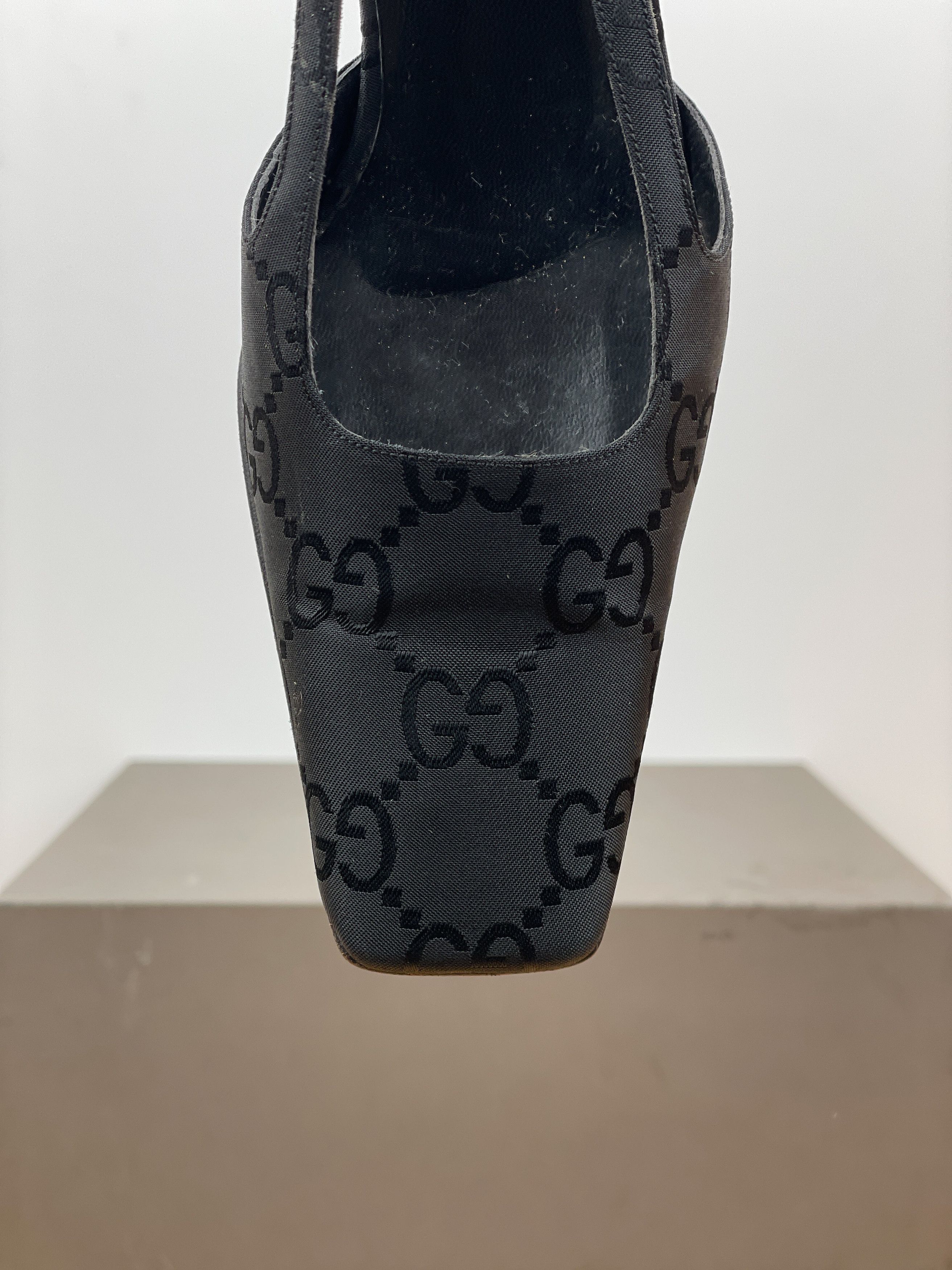 Gucci by Tom Ford SS98 Square Toe Monogram Slingback Pump Heels Size US 5.5 / IT 35.5 - 7 Thumbnail