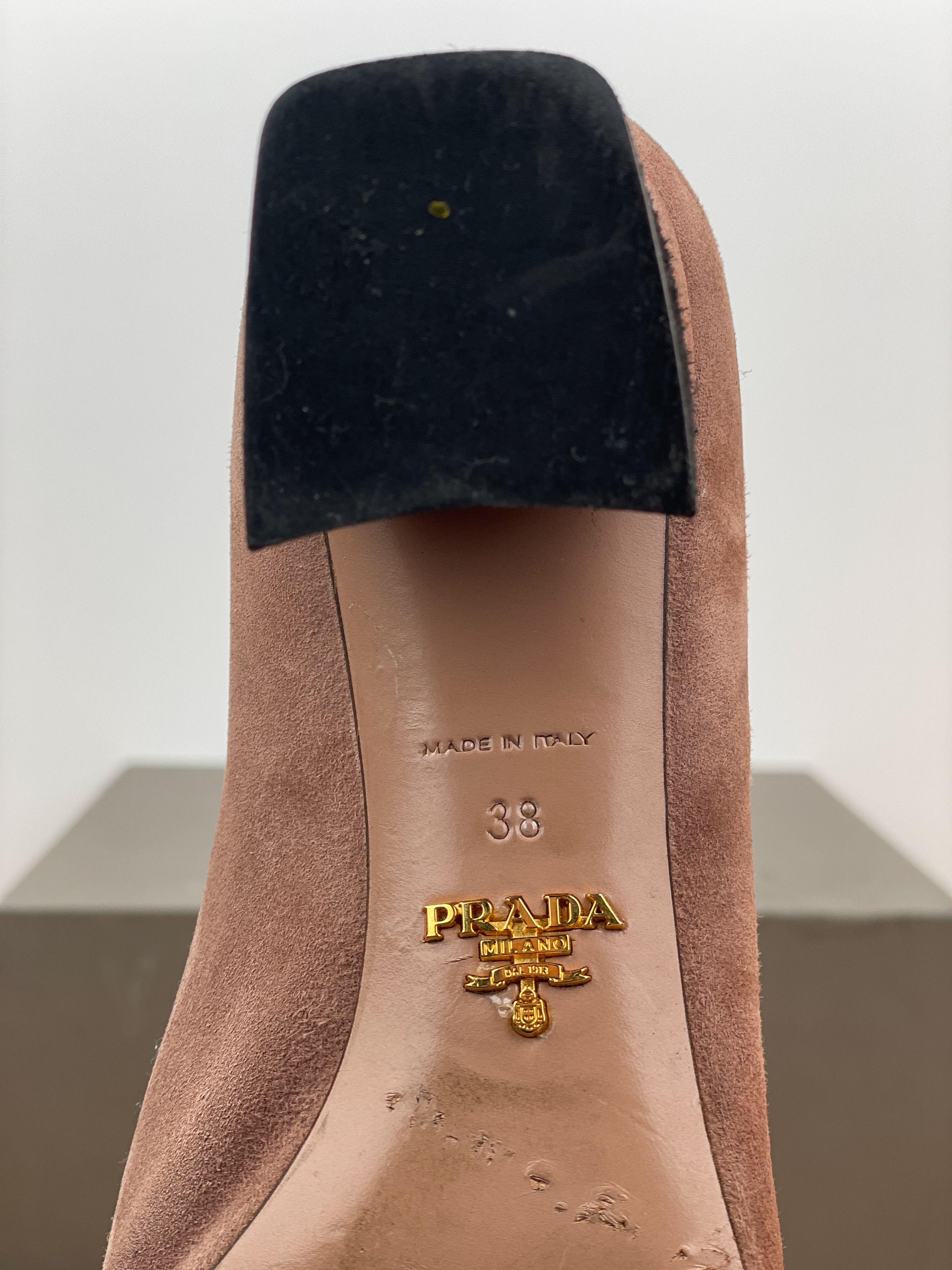Prada 2000s Suede Large Clasp Ballet Pump Heels Size US 7 / IT 37 - 9 Thumbnail