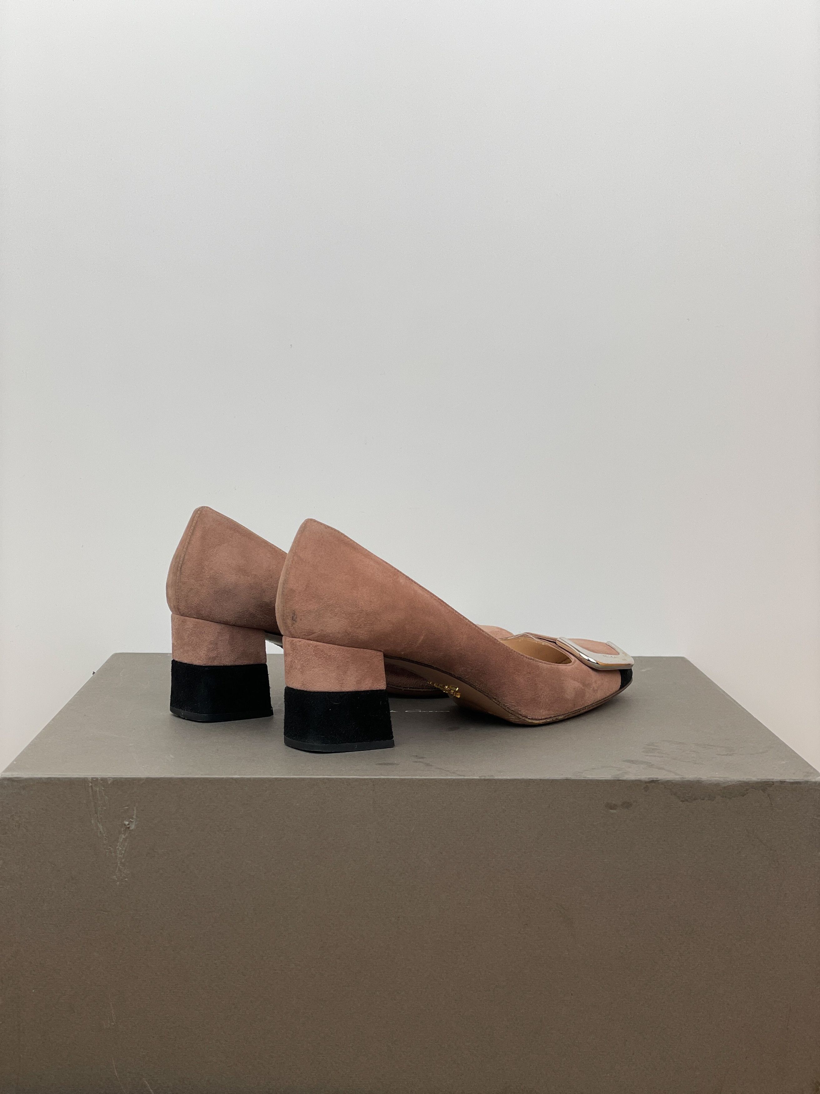 Prada 2000s Suede Large Clasp Ballet Pump Heels Size US 7 / IT 37 - 2 Thumbnail