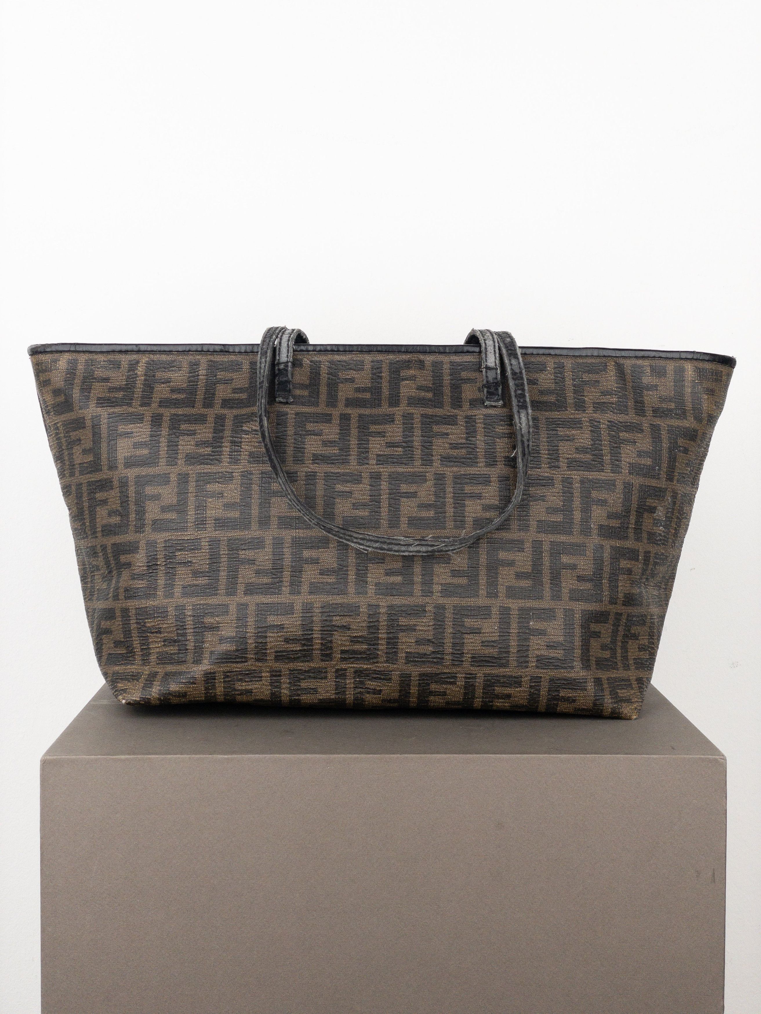Fendi 2000s Zucca Canvas Roll Shopper Handbag Size ONE SIZE - 4 Thumbnail