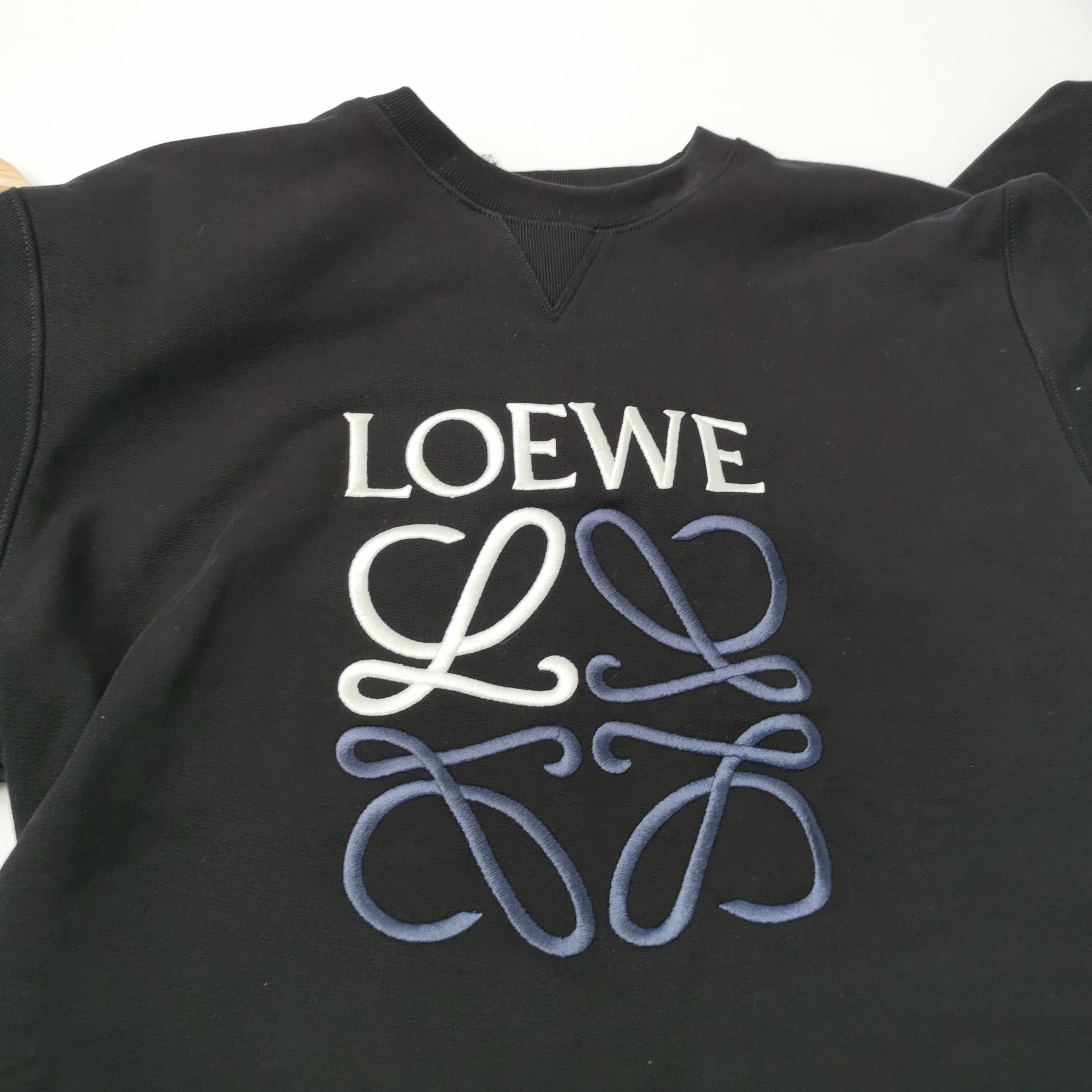 Loewe Loewe Anagram Embroidered Sweatshirt Size L Size US L / EU 52-54 / 3 - 3 Thumbnail