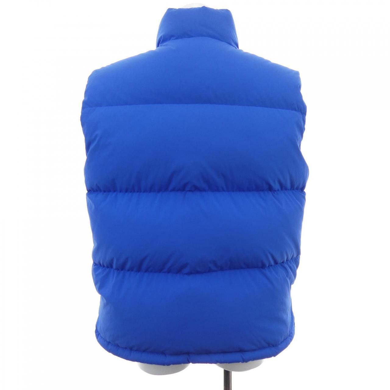 Gucci Gucci Gucci The North Face Down Vest Textile Outerwear 648864XLRBM DUTY FREE for USA Size ONE SIZE - 2 Thumbnail