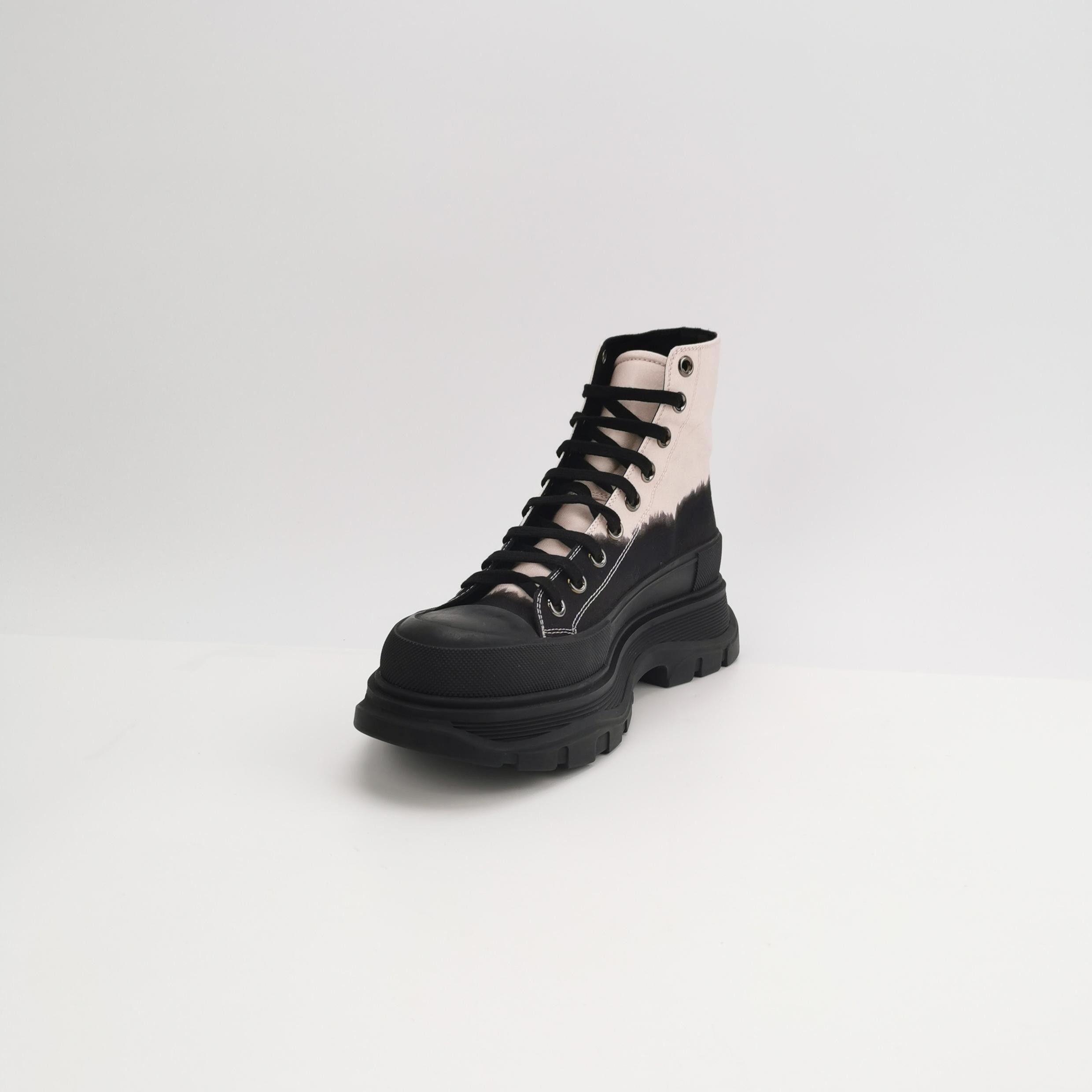 Alexander McQueen Alexander McQueen Tread Slick Canvas High Top Sneakers 41 Size US 8 / EU 41 - 2 Thumbnail