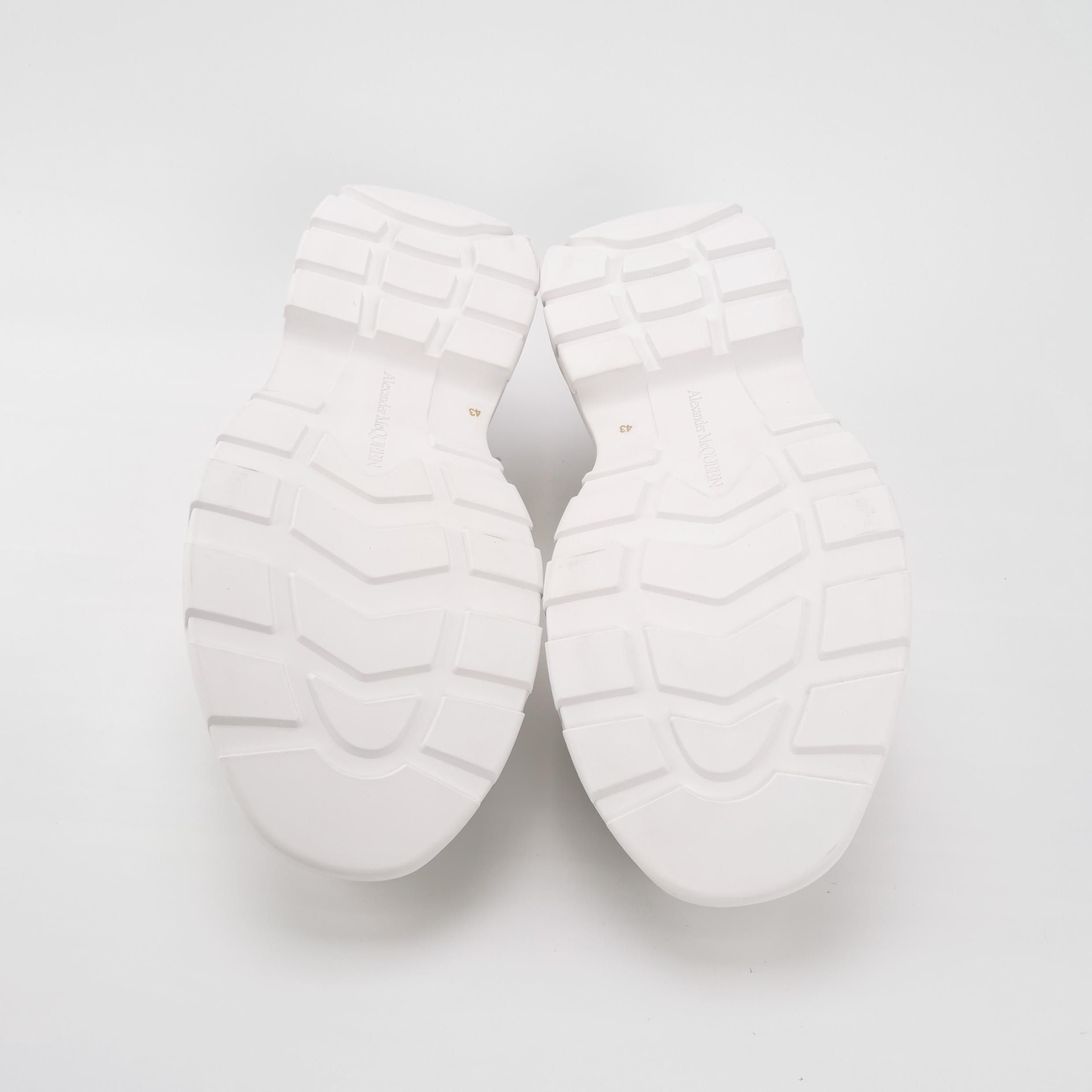 Alexander McQueen Alexander McQueen Tread Slick Canvas Low Sneakers 43 Size US 10 / EU 43 - 5 Thumbnail