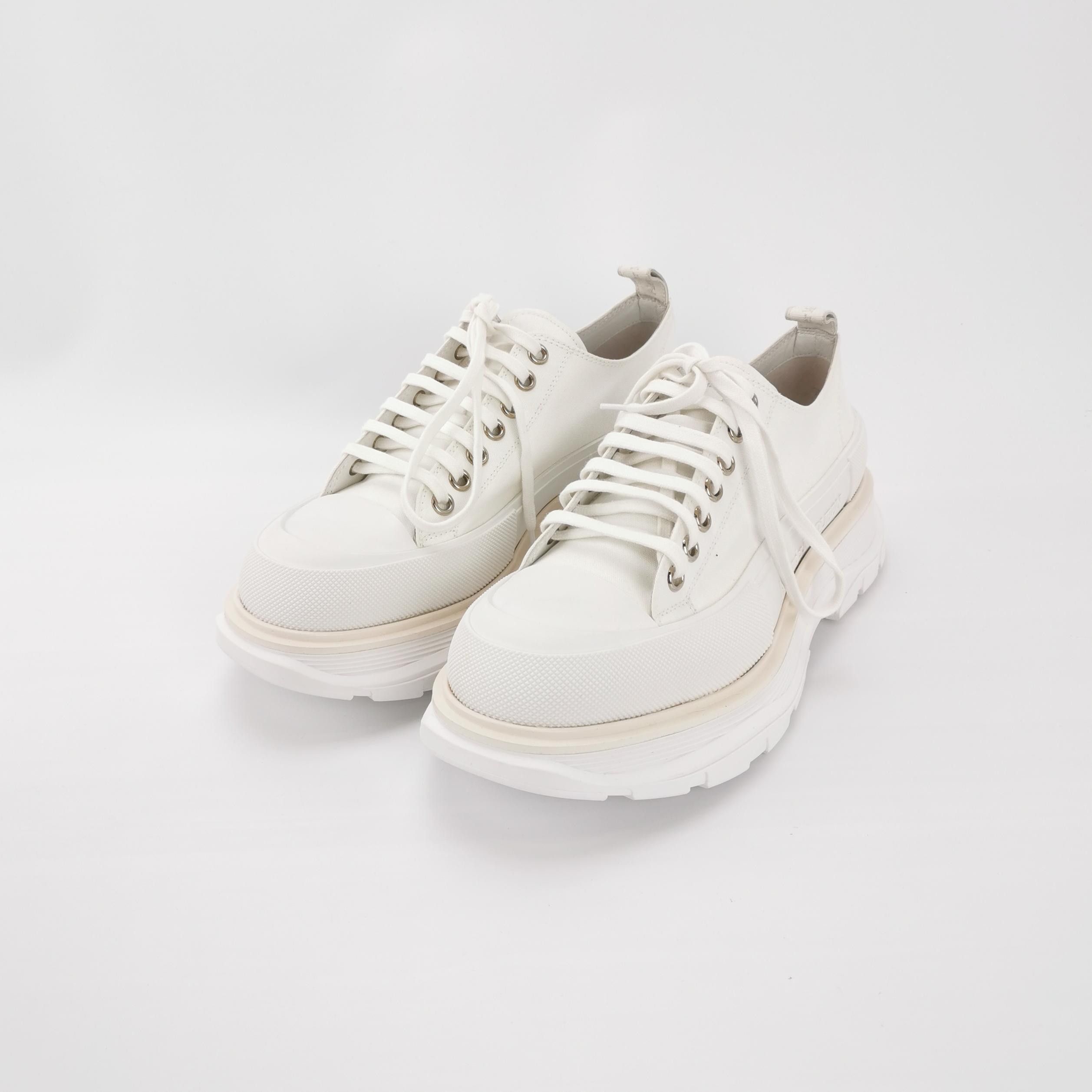 Alexander McQueen Alexander McQueen Tread Slick Canvas Low Sneakers 43 Size US 10 / EU 43 - 2 Thumbnail