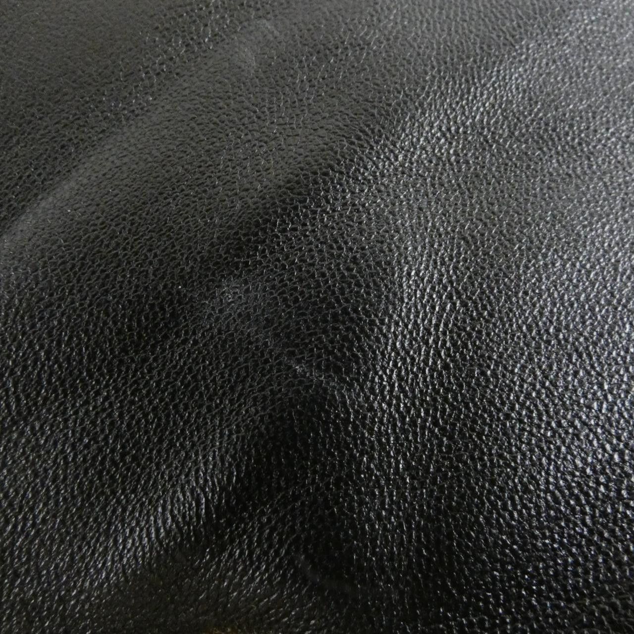 Salvatore Ferragamo Salvatore Ferragamo Salvatore Ferragamo Calf Leather Shoulder Bag Leather Shoulder Bag 22C150 DUTY FREE for USA Size ONE SIZE - 8 Thumbnail