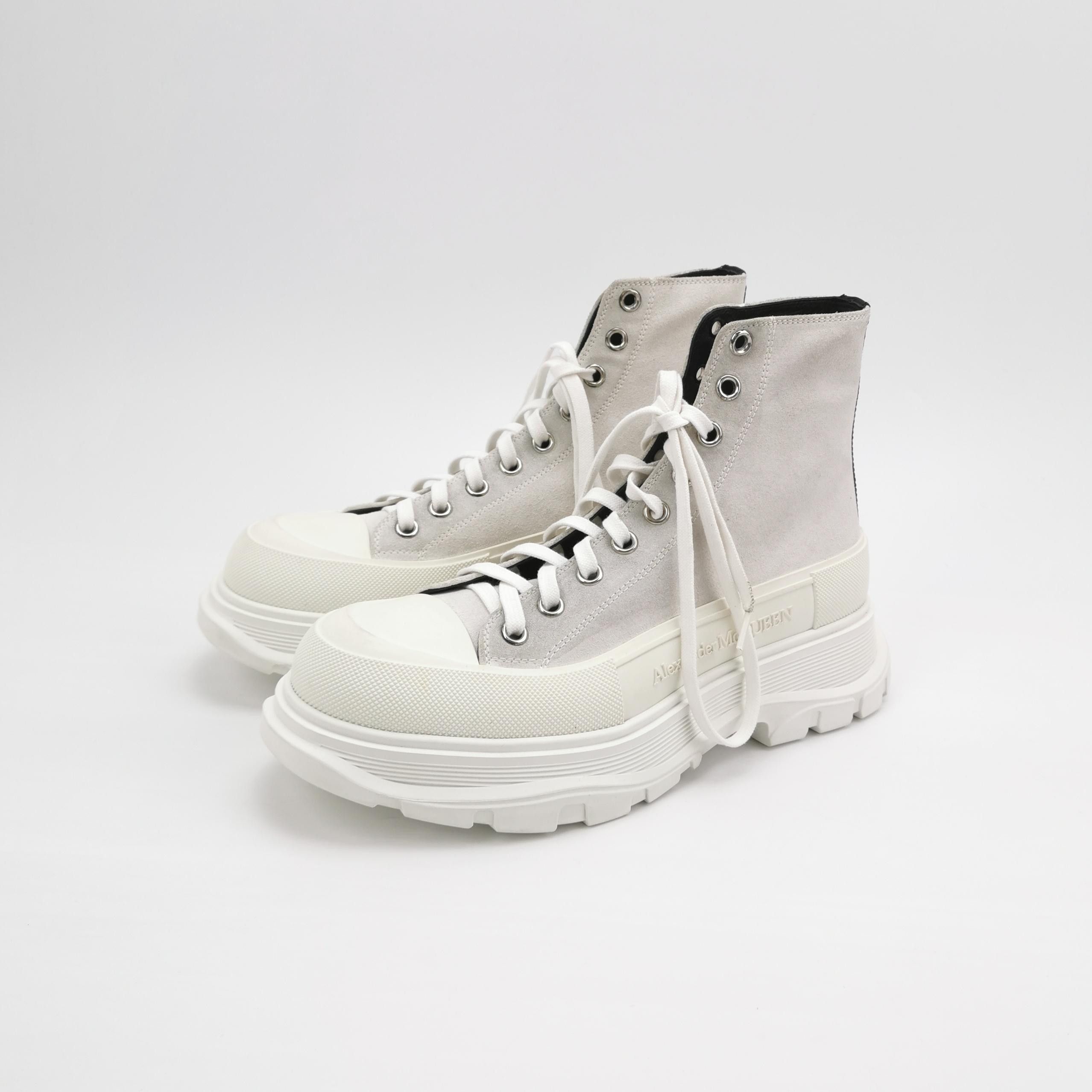 Alexander McQueen Alexander McQueen Tread Slick Suede Sneakers 41 Size US 8 / EU 41 - 2 Thumbnail
