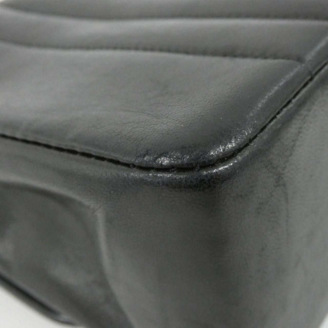 Chanel Chanel Chanel Lambskin Shoulder Bag Leather Shoulder Bag DUTY FREE for USA Size ONE SIZE - 3 Thumbnail