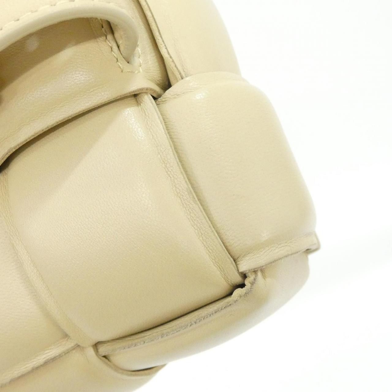 Bottega Veneta Bottega Veneta Bottega Veneta Lamb Waist Bag Leather Belt Bag 710075VCQR1 DUTY FREE for USA Size ONE SIZE - 4 Thumbnail
