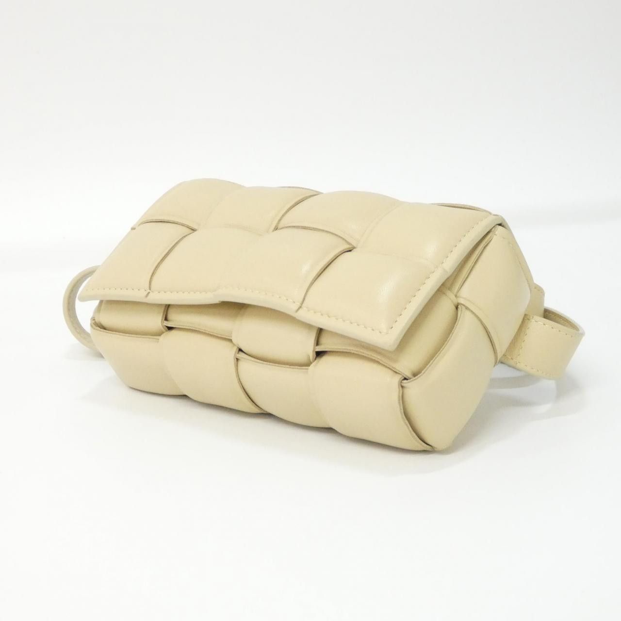 Bottega Veneta Bottega Veneta Bottega Veneta Lamb Waist Bag Leather Belt Bag 710075VCQR1 DUTY FREE for USA Size ONE SIZE - 3 Thumbnail