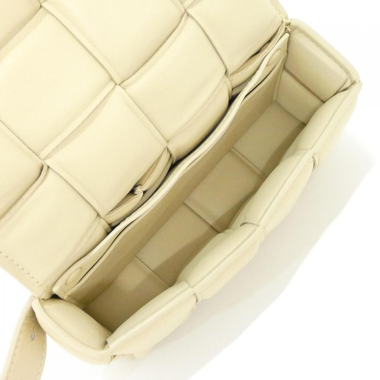 Bottega Veneta Bottega Veneta Bottega Veneta Lamb Waist Bag Leather Belt Bag 710075VCQR1 DUTY FREE for USA Size ONE SIZE - 8 Thumbnail