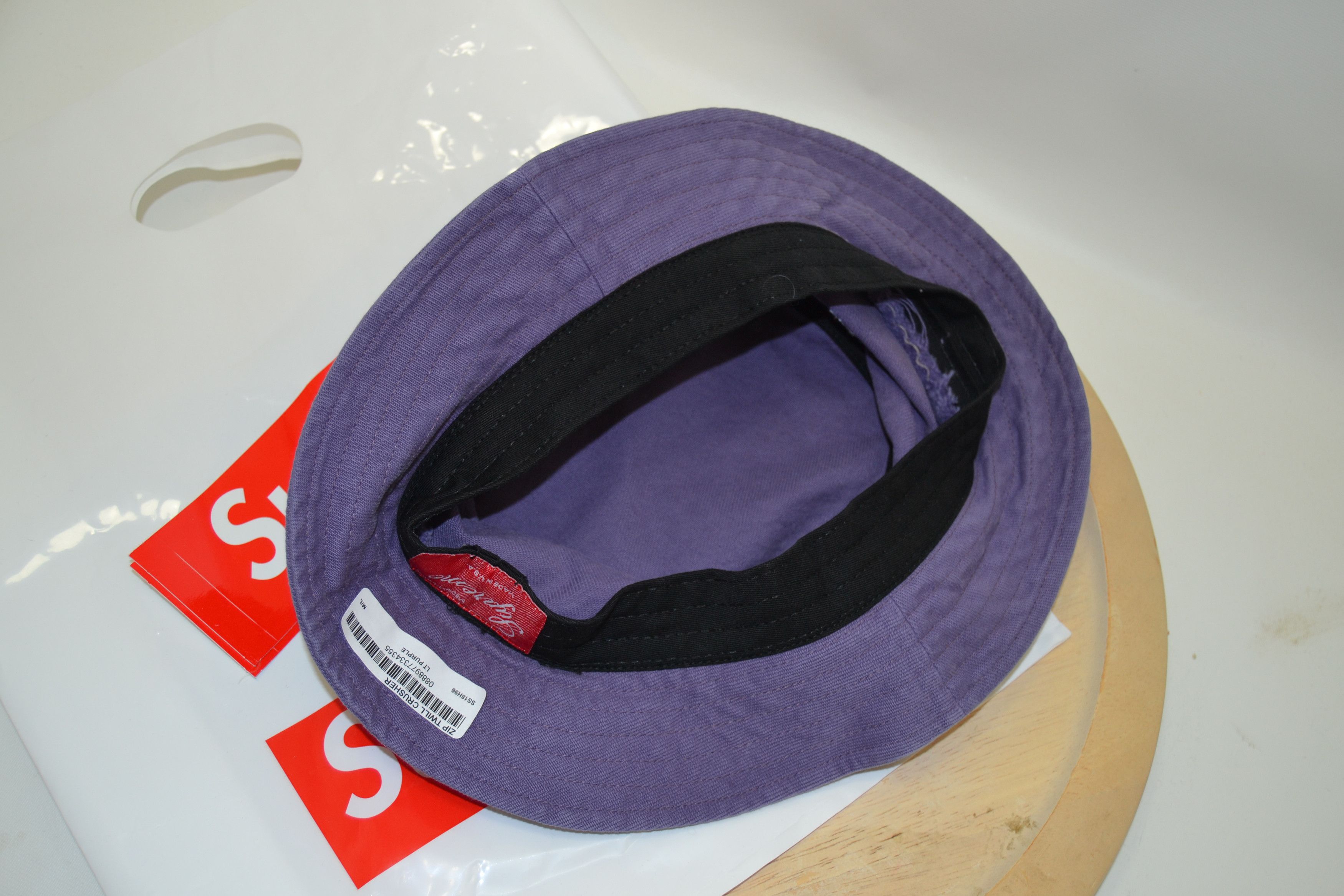 Supreme Supreme Bucket Hat Purple Script w/ Hidden Pouch Size ONE SIZE - 4 Thumbnail