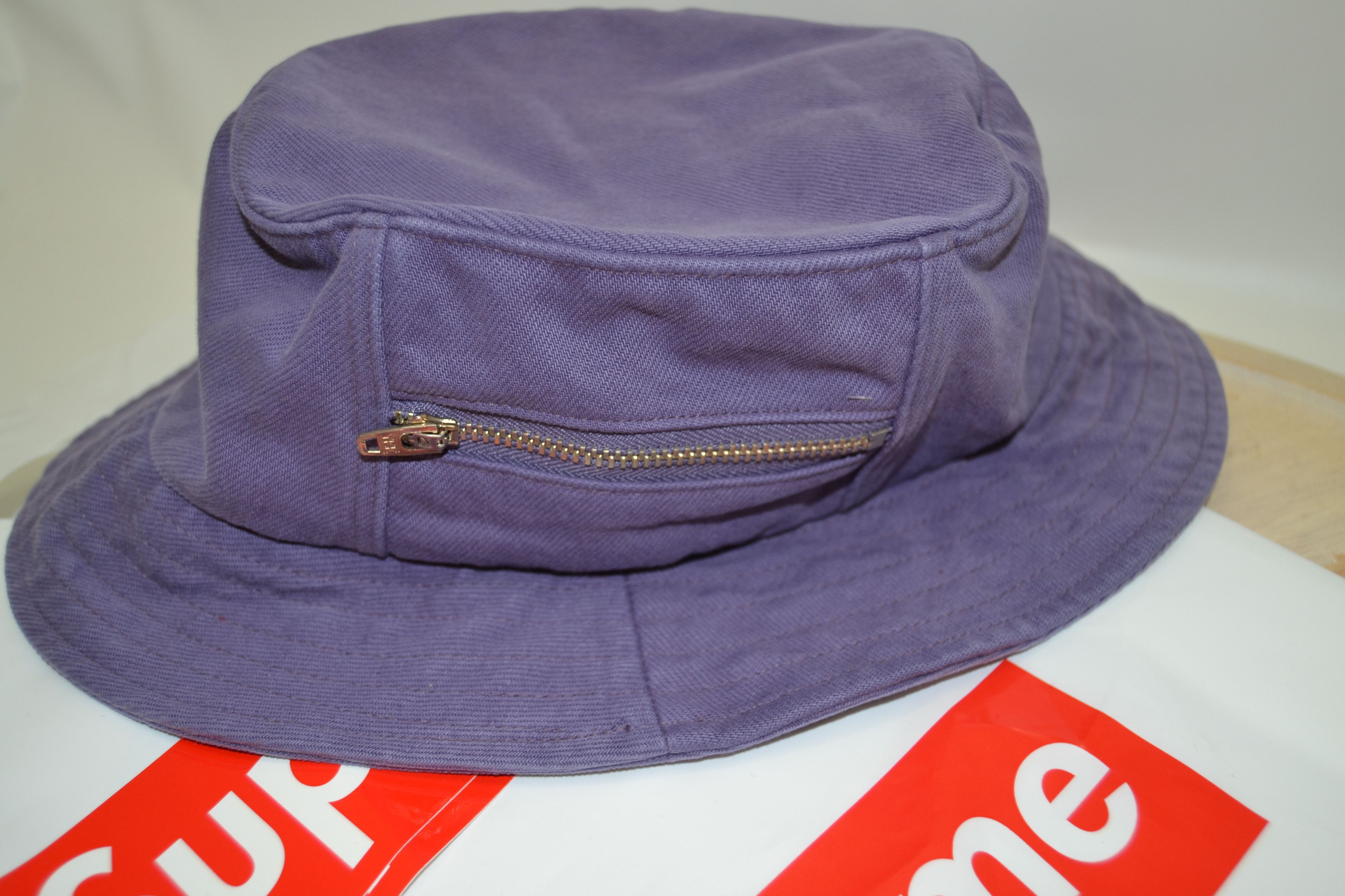 Supreme Supreme Bucket Hat Purple Script w/ Hidden Pouch Size ONE SIZE - 3 Thumbnail
