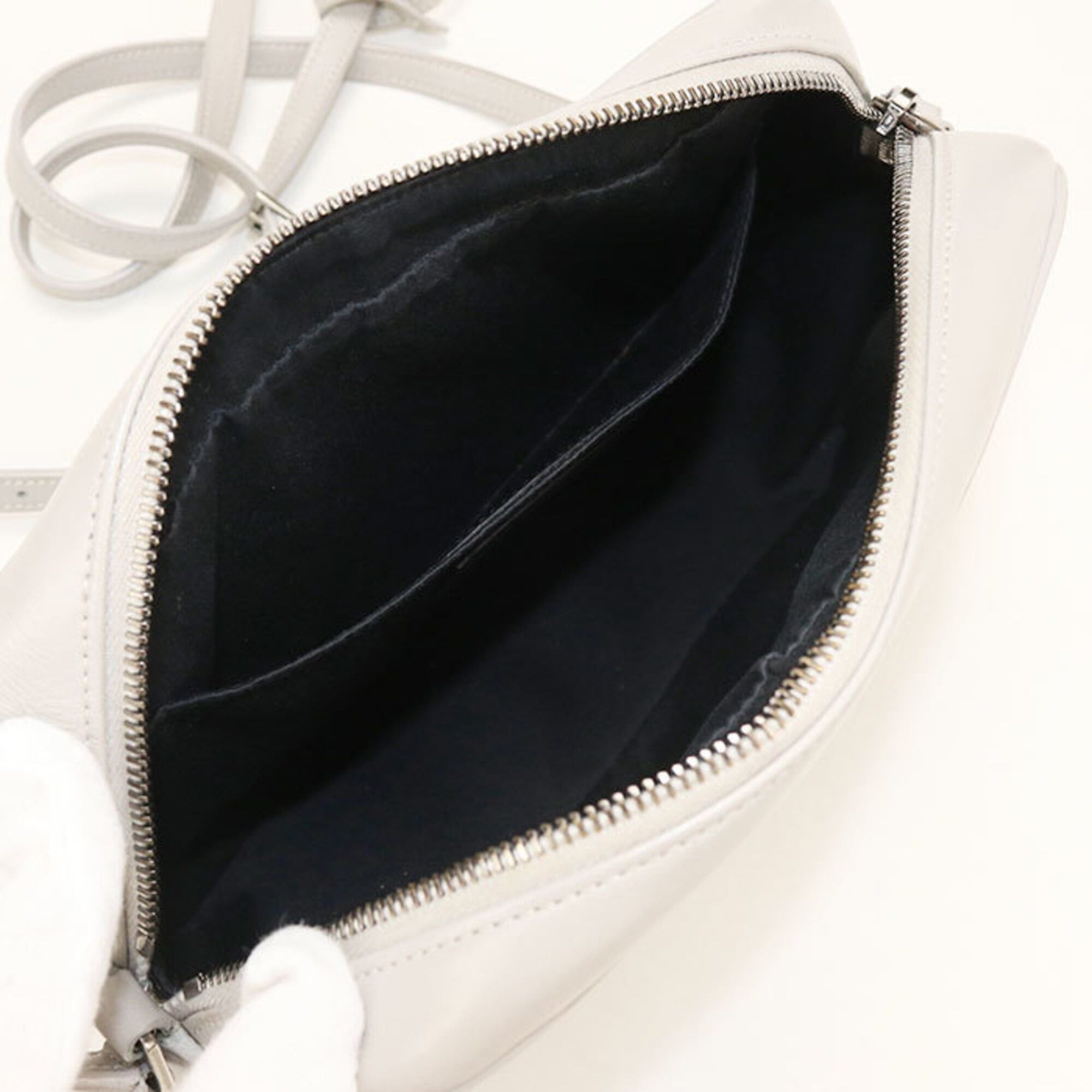Saint Laurent Paris SAINT LAURENT (Saint Laurent) Crossbody Shoulder Bag 612544 Camera Bag, Women's, Gray Size ONE SIZE - 3 Thumbnail