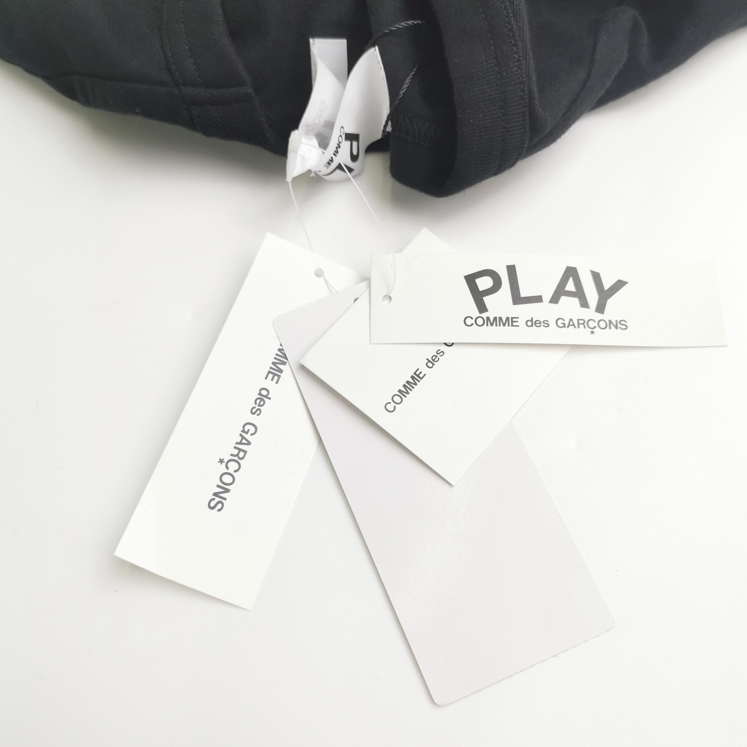 Comme des Garcons PLAY Comme Des Garcons Play Invader Heart L/S T-Shirt M Size US M / EU 48-50 / 2 - 4 Thumbnail