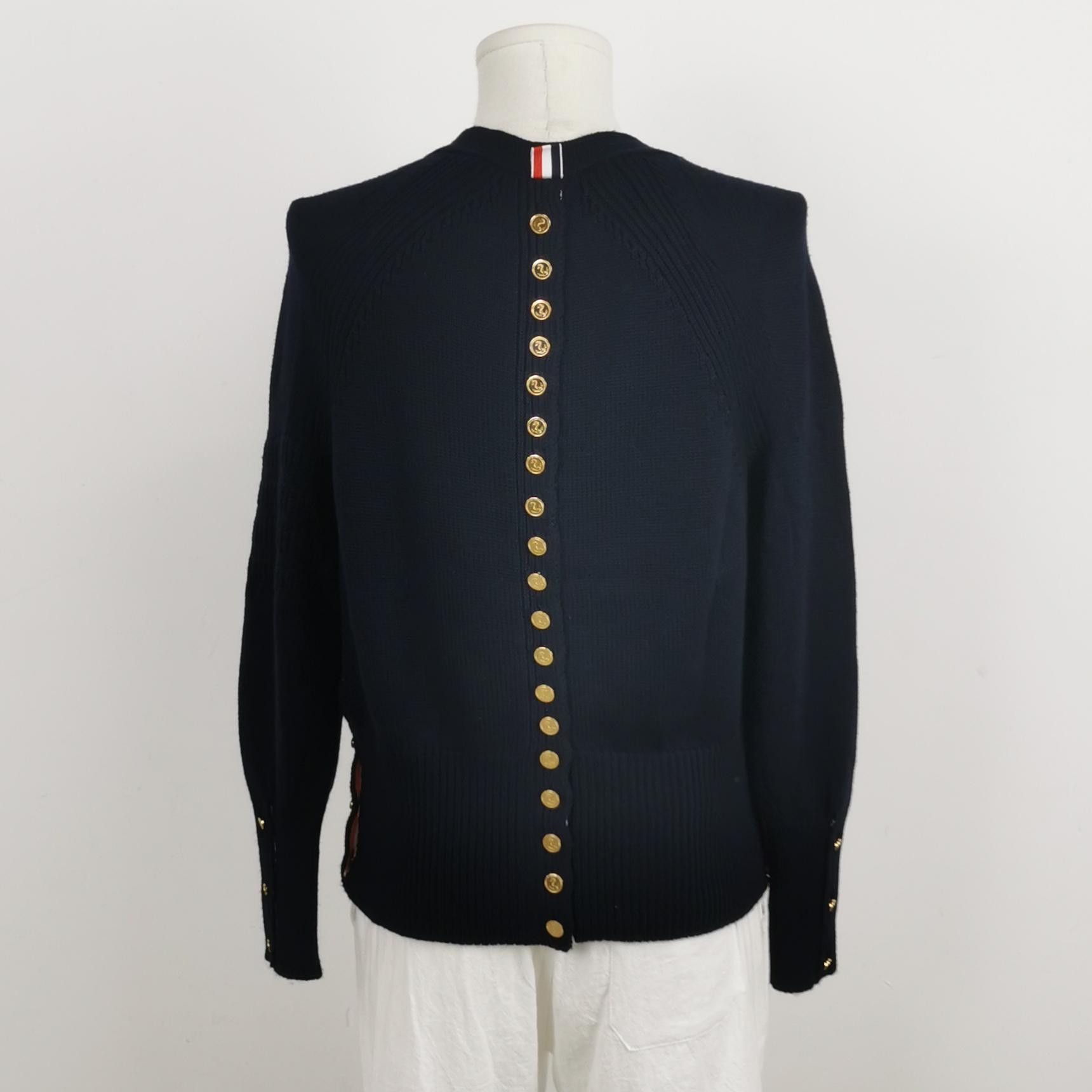 Thom Browne Thom Browne Button Back Merino Wool Cardigan Size 0 Size US XS / EU 42 / 0 - 2 Thumbnail
