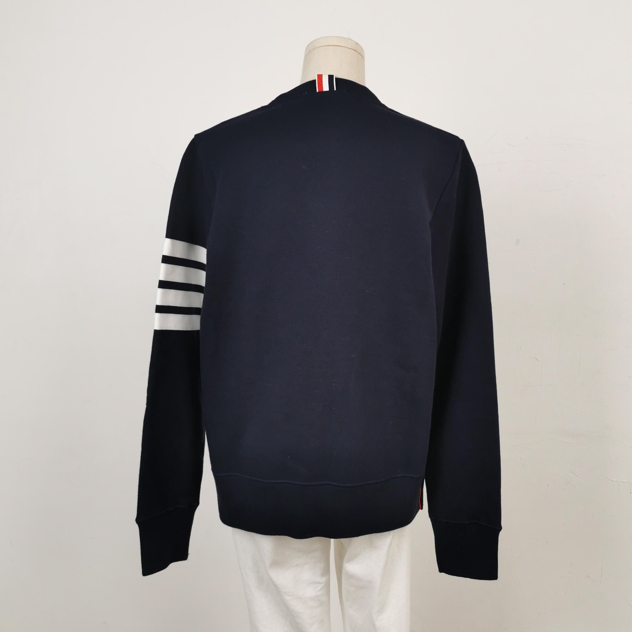 Thom Browne Thom Browne 4-Bar Stripe Crewneck Sweatshirt 1 Size US S / EU 44-46 / 1 - 2 Thumbnail