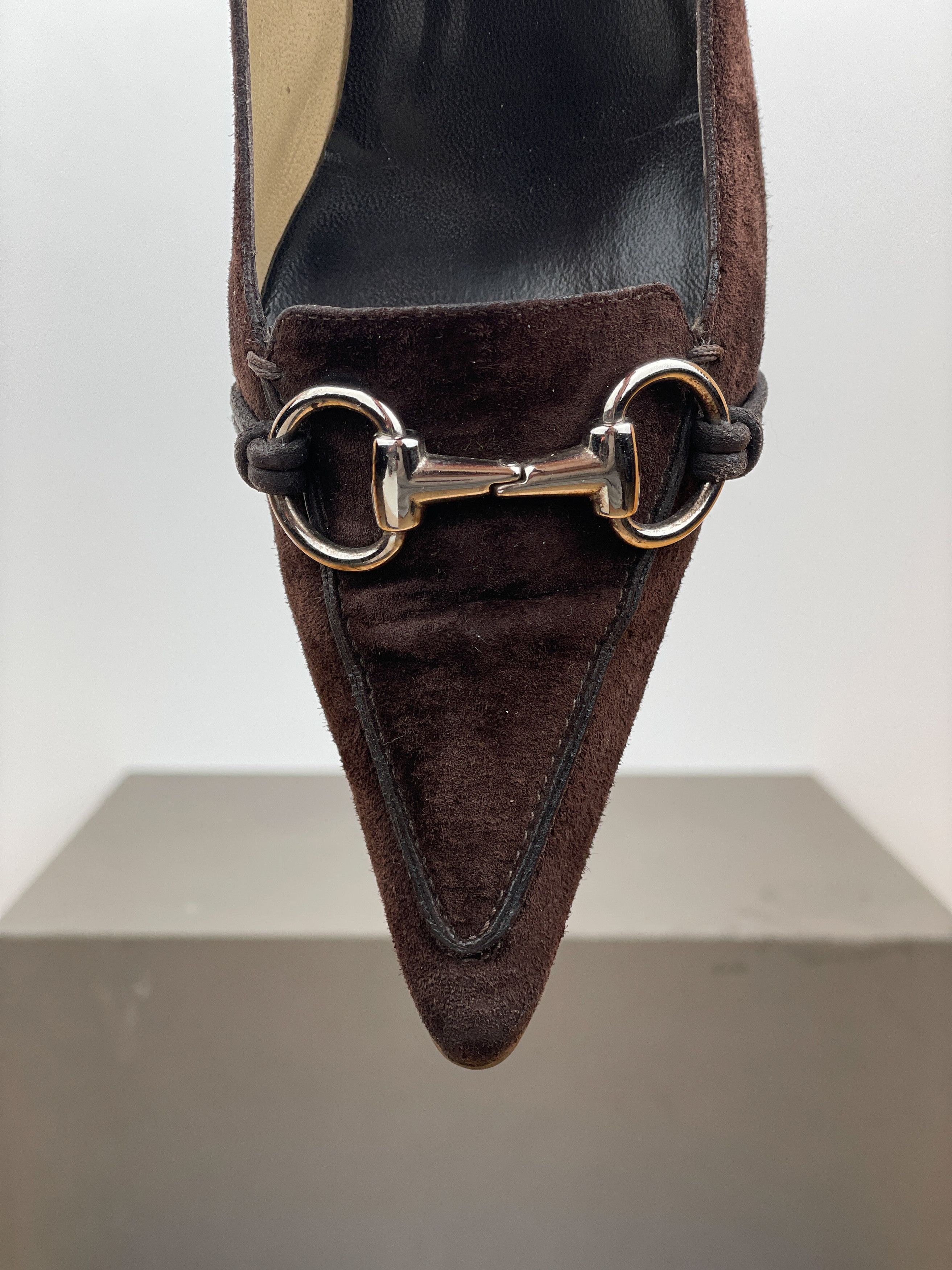 Gucci by Tom Ford 1990s Suede Pointed-Toe Horsebit Heel Pumps Size US 6.5 / IT 36.5 - 7 Thumbnail