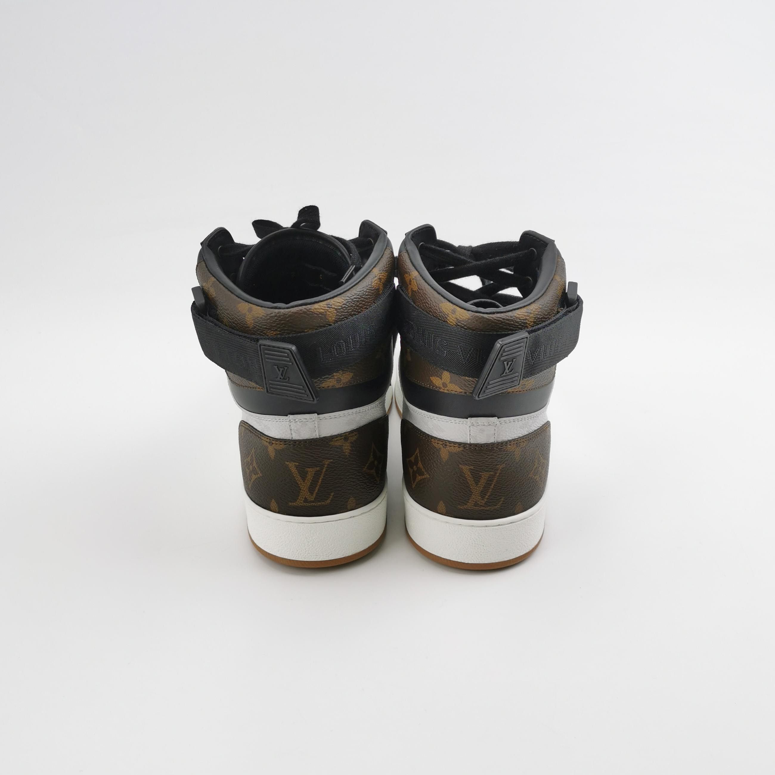 Louis Vuitton Louis Vuitton Monogram Rivoli Hi-Top Sneakers 10.5 Size US 10 / EU 43 - 4 Thumbnail