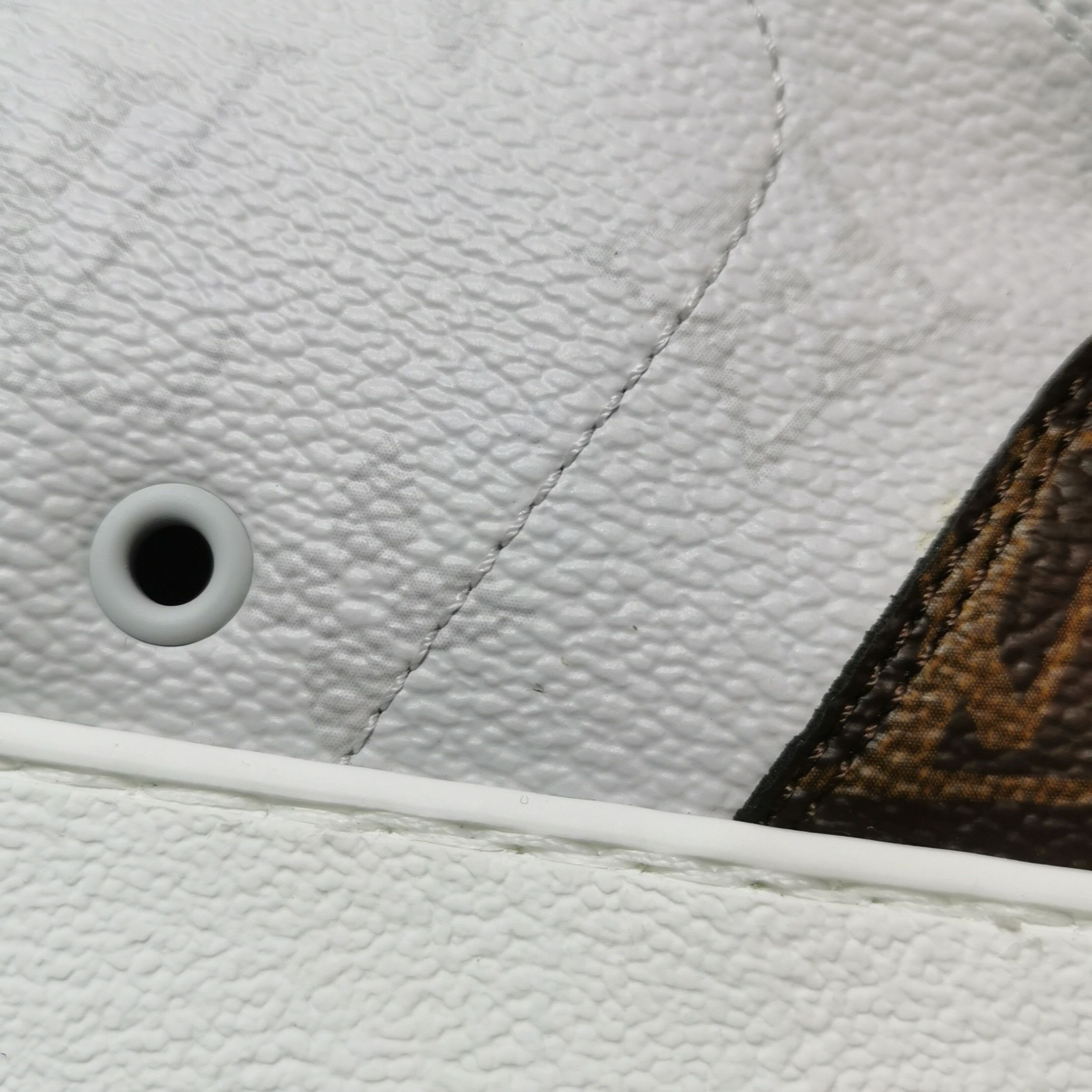 Louis Vuitton Louis Vuitton Monogram Rivoli Hi-Top Sneakers 10.5 Size US 10 / EU 43 - 7 Thumbnail