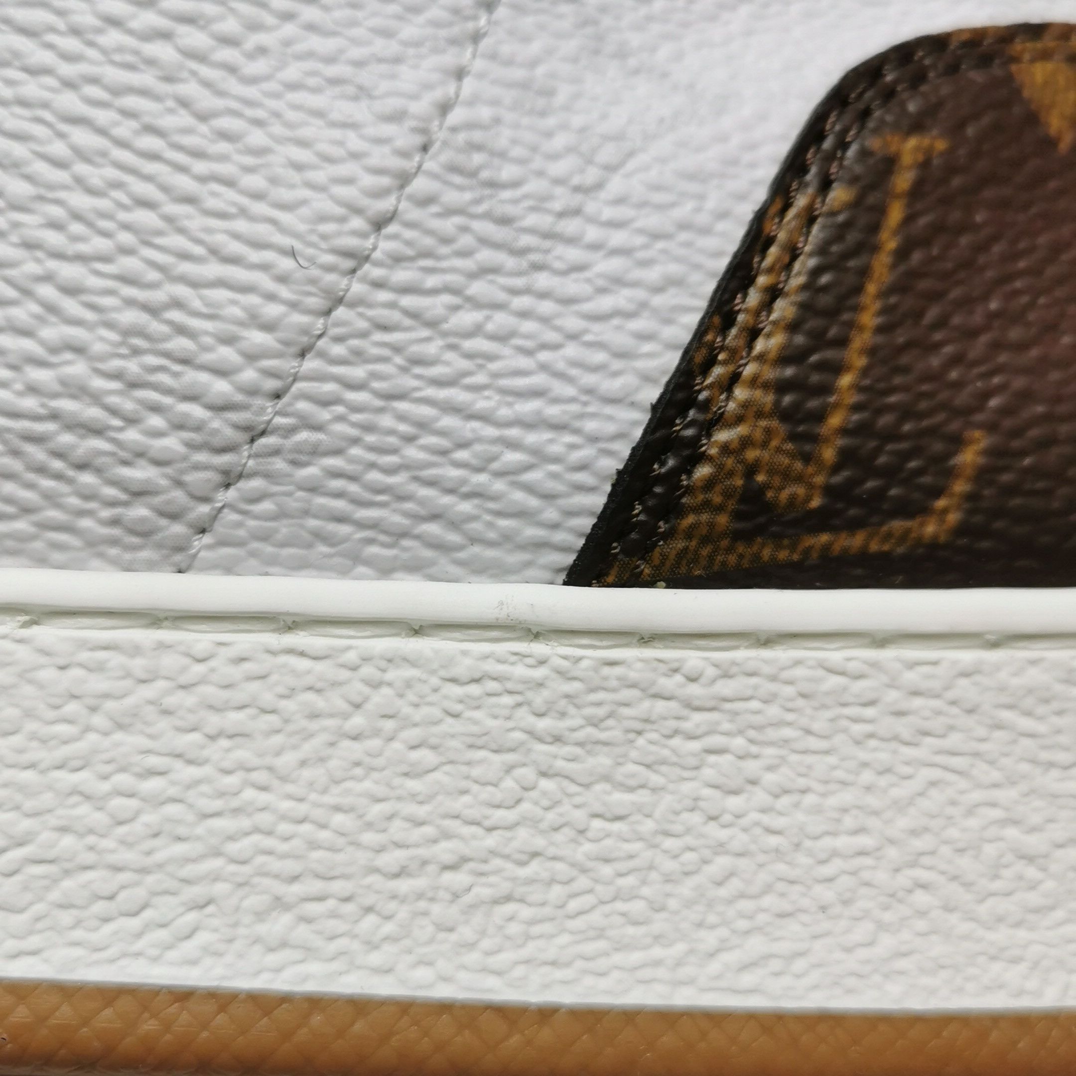 Louis Vuitton Louis Vuitton Monogram Rivoli Hi-Top Sneakers 10.5 Size US 10 / EU 43 - 8 Thumbnail
