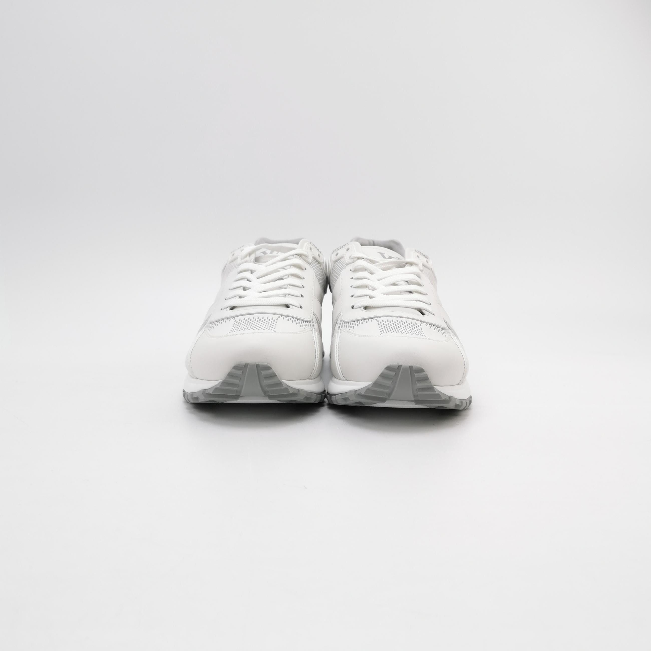 Louis Vuitton Louis Vuitton Run Away Damier Leather Sneakers 43 Size US 10 / EU 43 - 3 Thumbnail