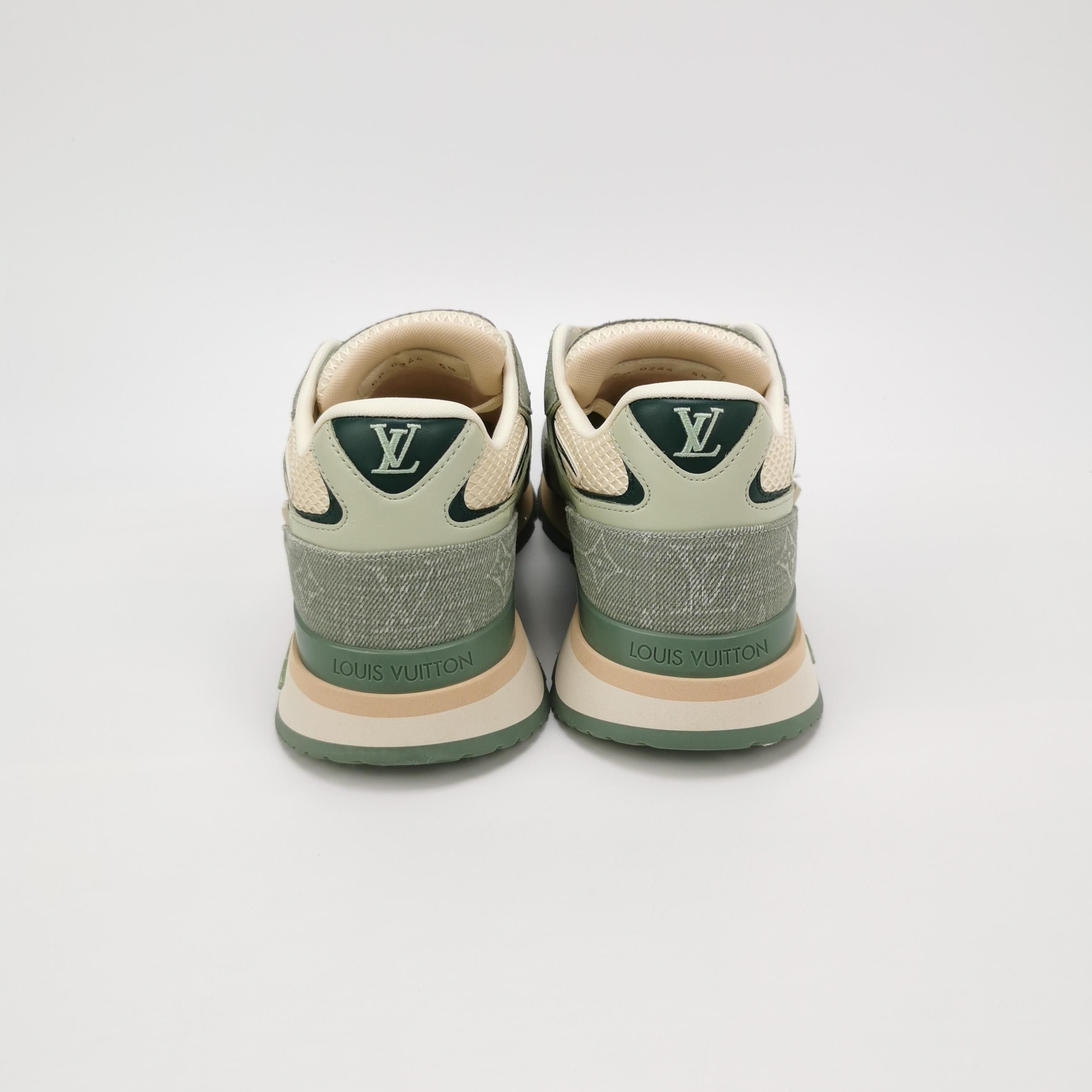 Louis Vuitton Louis Vuitton Run Away Suede and Mesh Sneakers 40 Size US 7 / EU 40 - 4 Thumbnail
