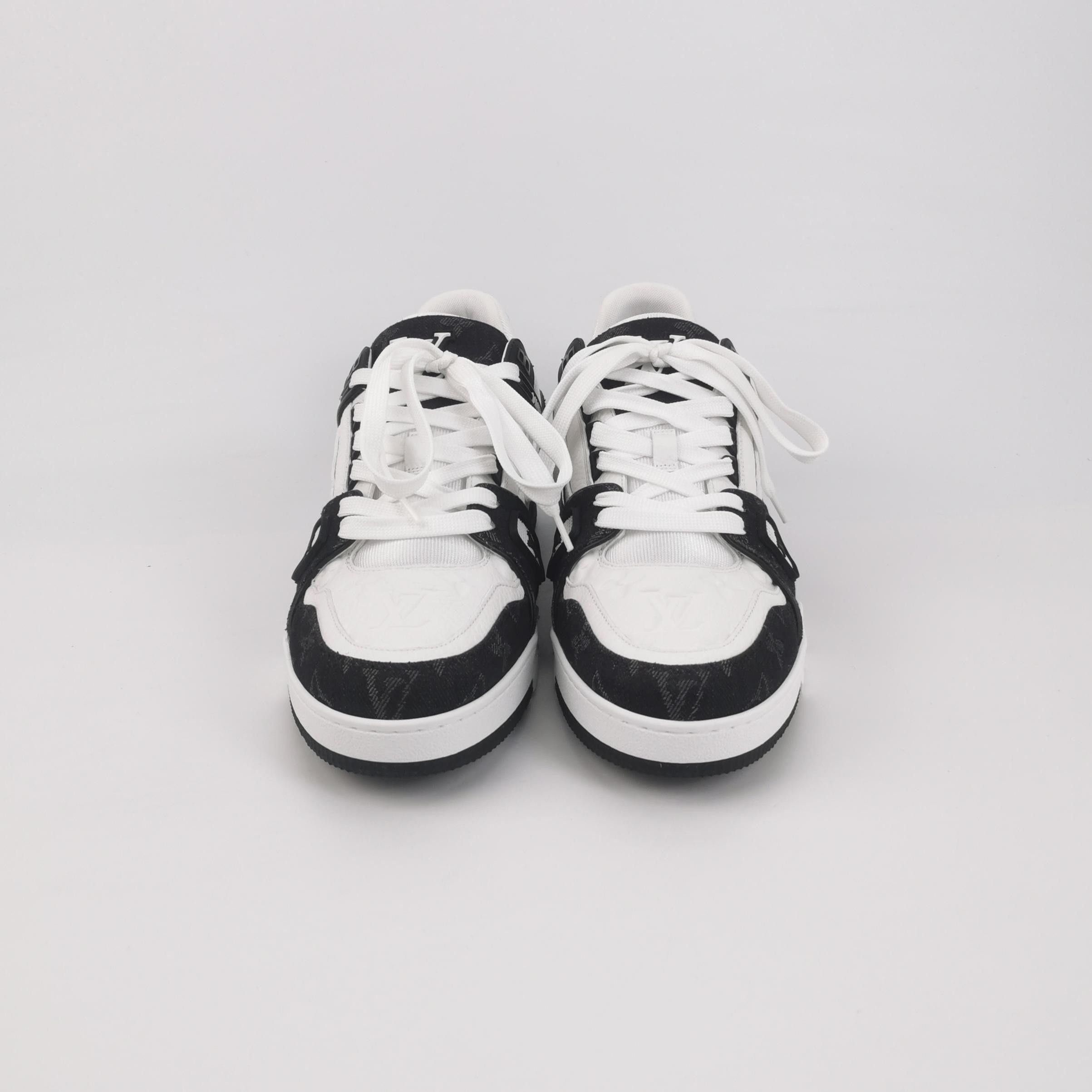 Louis Vuitton Louis Vuitton Monogram Trainer Sneakers 42 Size US 9 / EU 42 - 3 Thumbnail