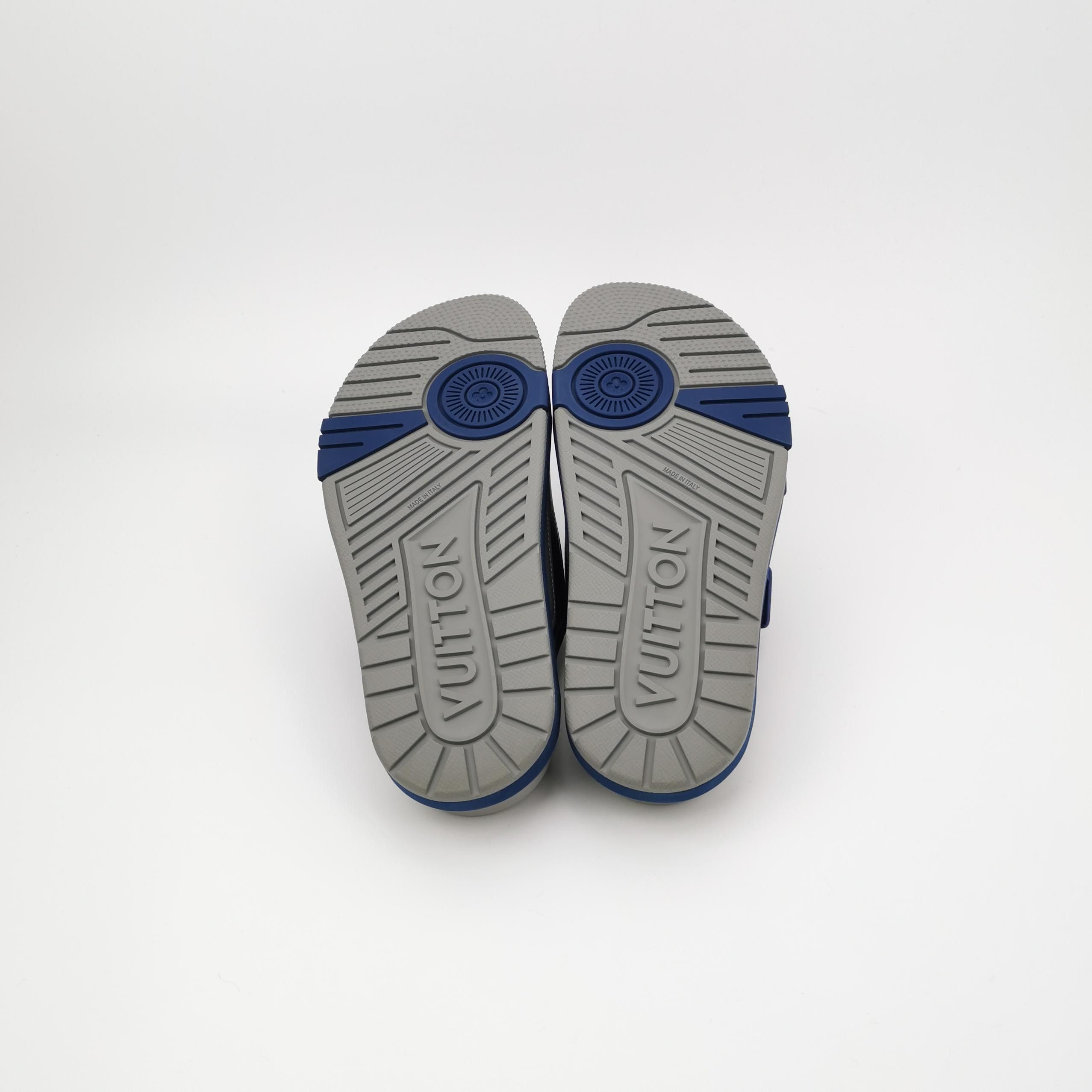 Louis Vuitton Louis Vuitton Blue Leather Logo Sandals Size 40.5 Size US 7 / EU 40 - 5 Thumbnail