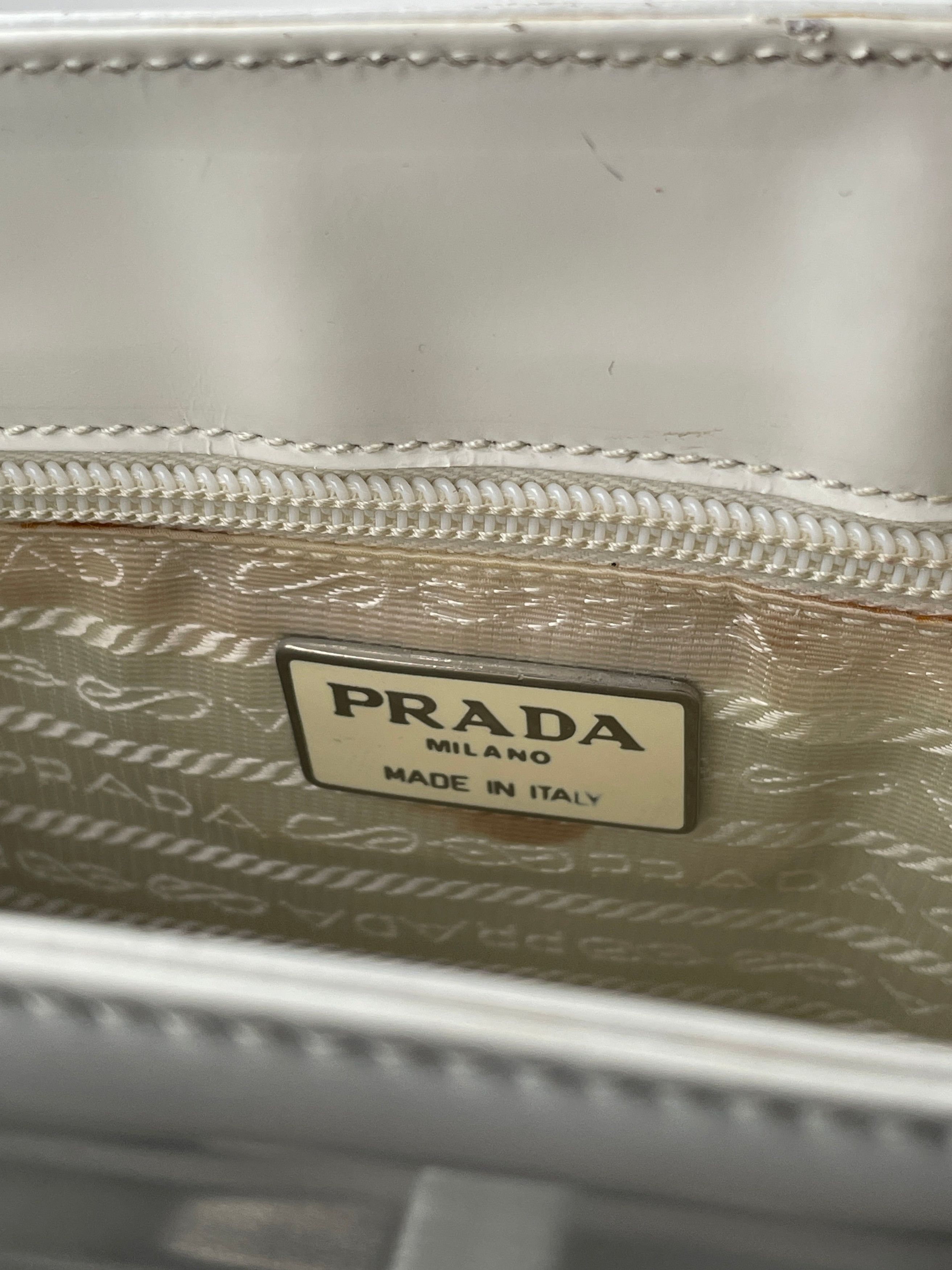 Prada 2000s Metal Ring Leather Shoulder Bag Size ONE SIZE - 9 Thumbnail