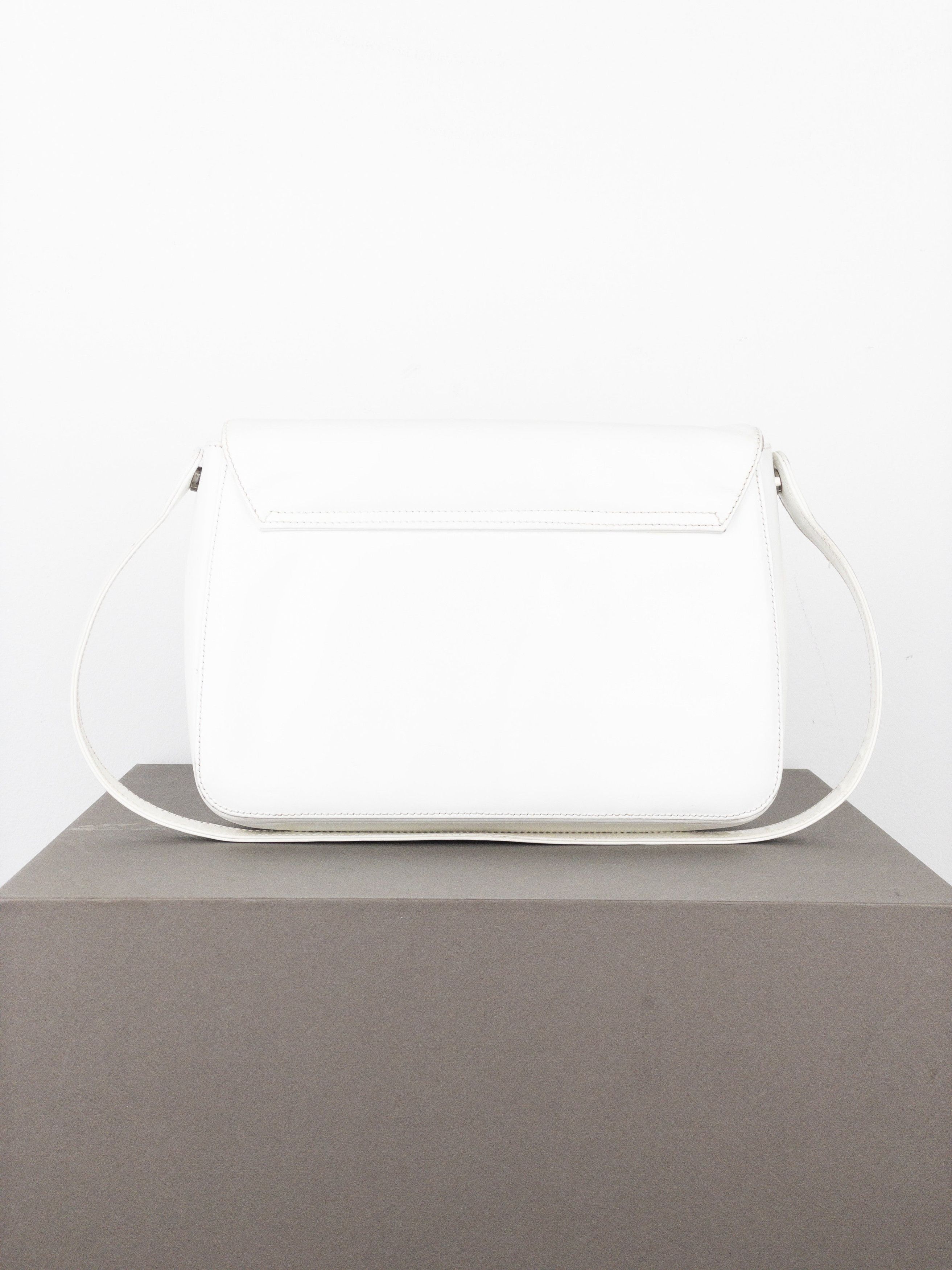 Prada 2000s Metal Ring Leather Shoulder Bag Size ONE SIZE - 3 Thumbnail