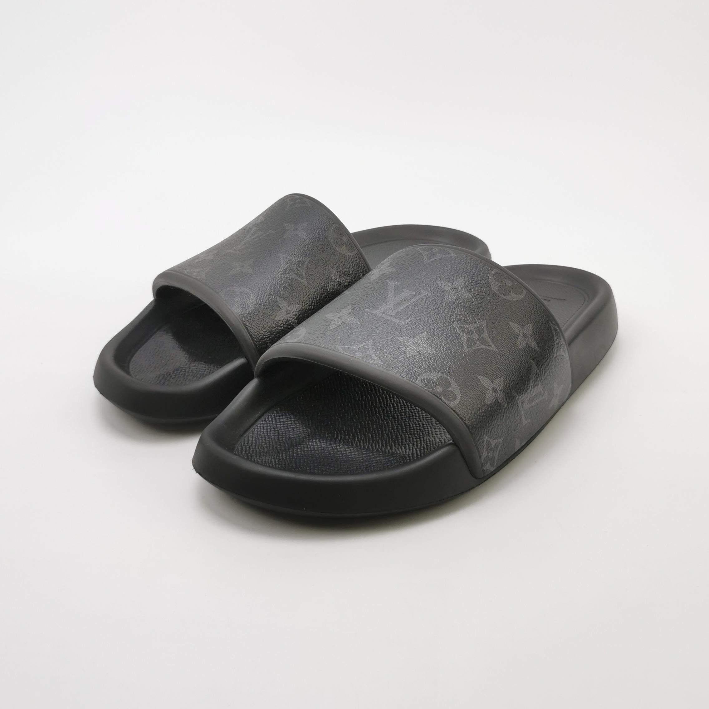 Louis Vuitton Louis Vuitton Monogram Waterfront Slides 43.5 Size US 10 / EU 43 - 2 Thumbnail