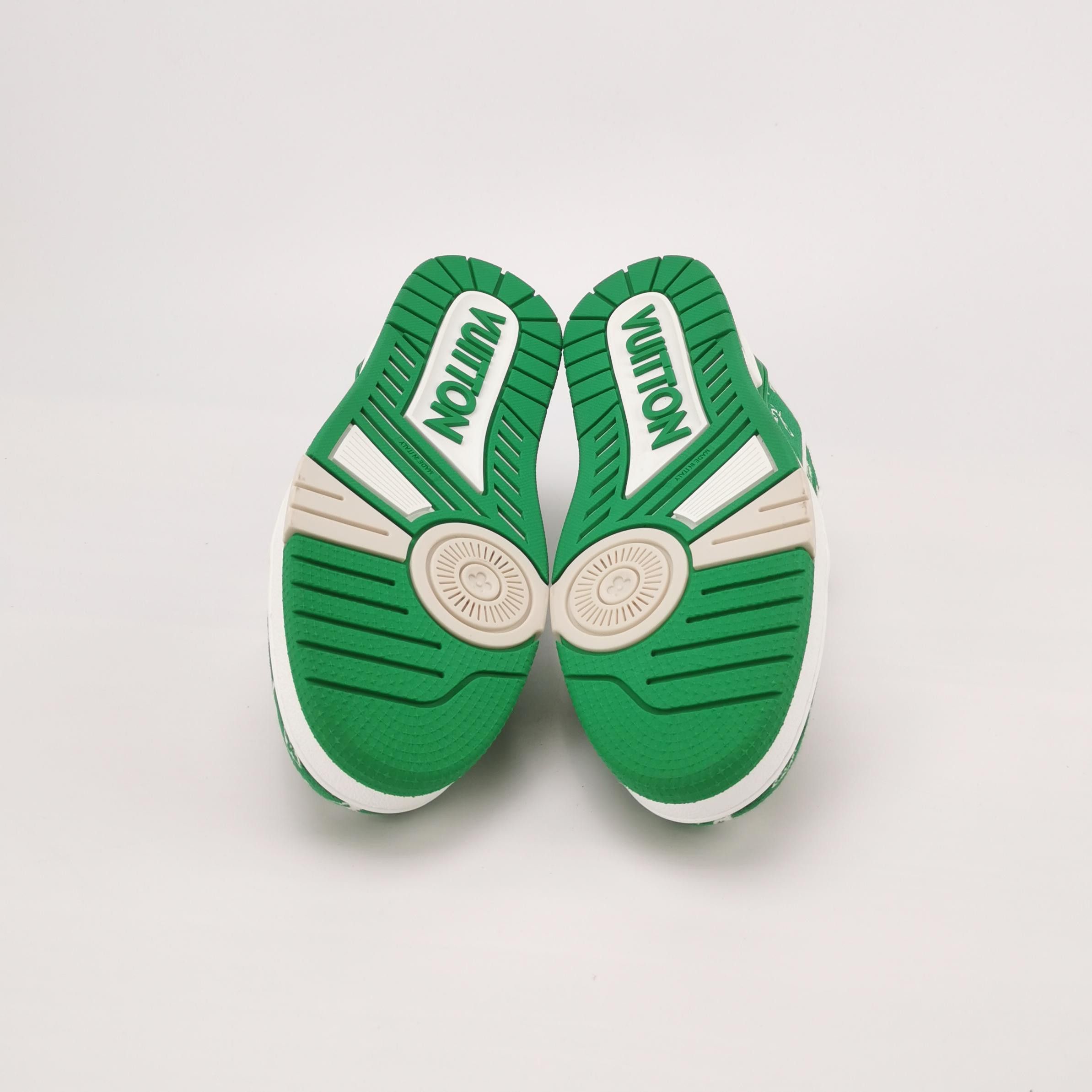 Louis Vuitton Louis Vuitton Green Monogram LV Trainer Size 42.5 Size US 9 / EU 42 - 5 Thumbnail