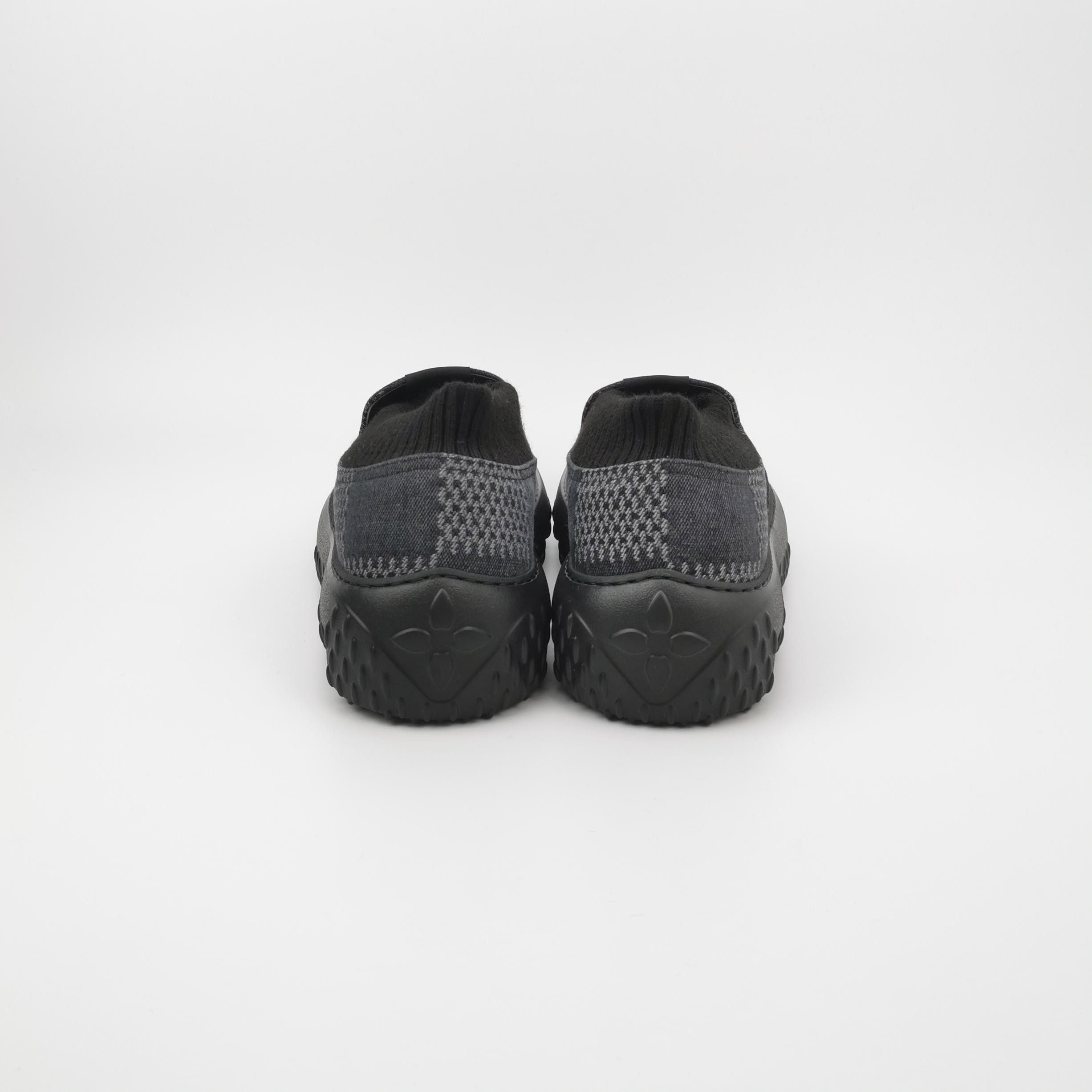Louis Vuitton Louis Vuitton Space Lander Damier Slip Ons 42.5 Size US 9 / EU 42 - 4 Thumbnail