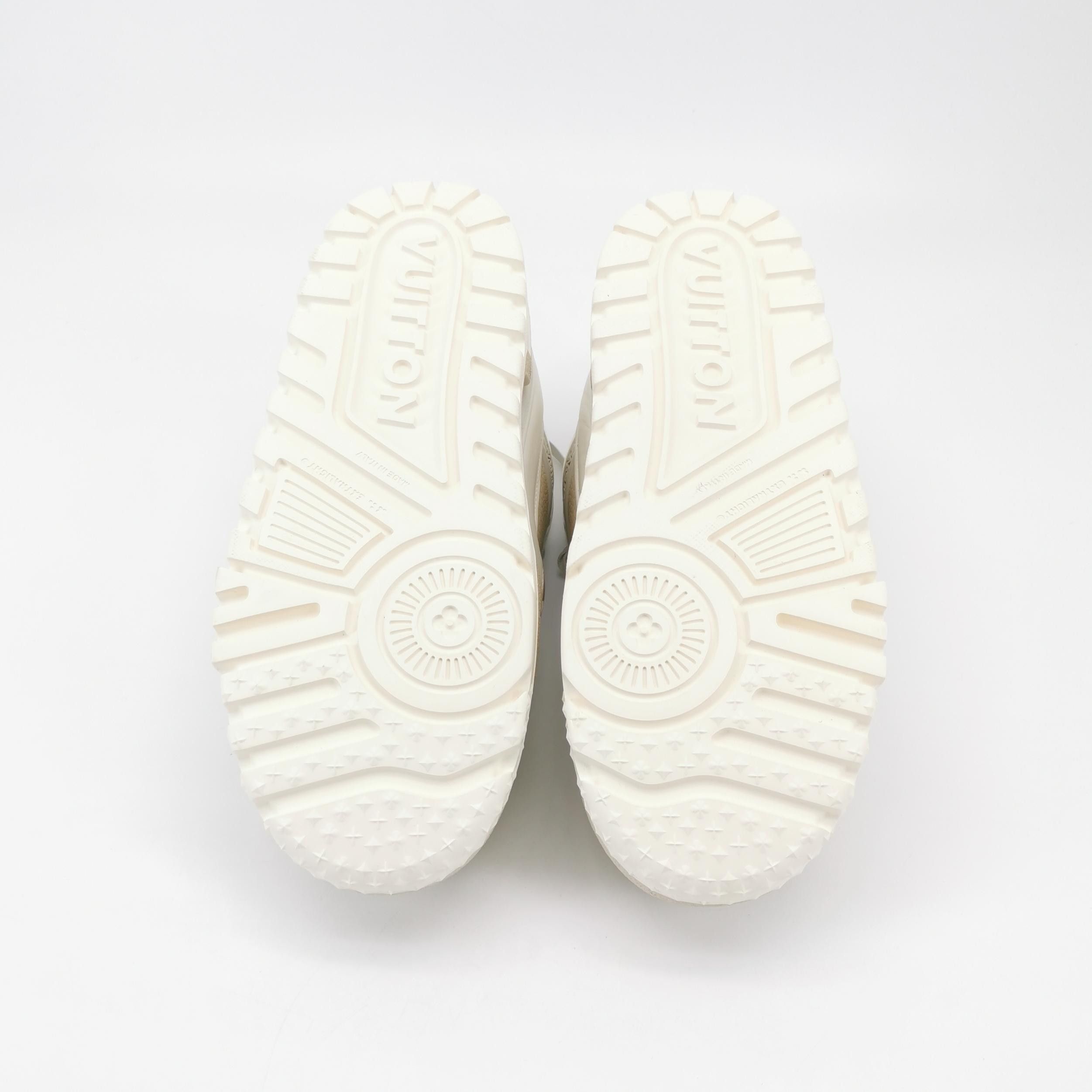 Louis Vuitton Louis Vuitton Monogram Trainer Sneakers 43.5 Size US 10 / EU 43 - 5 Thumbnail