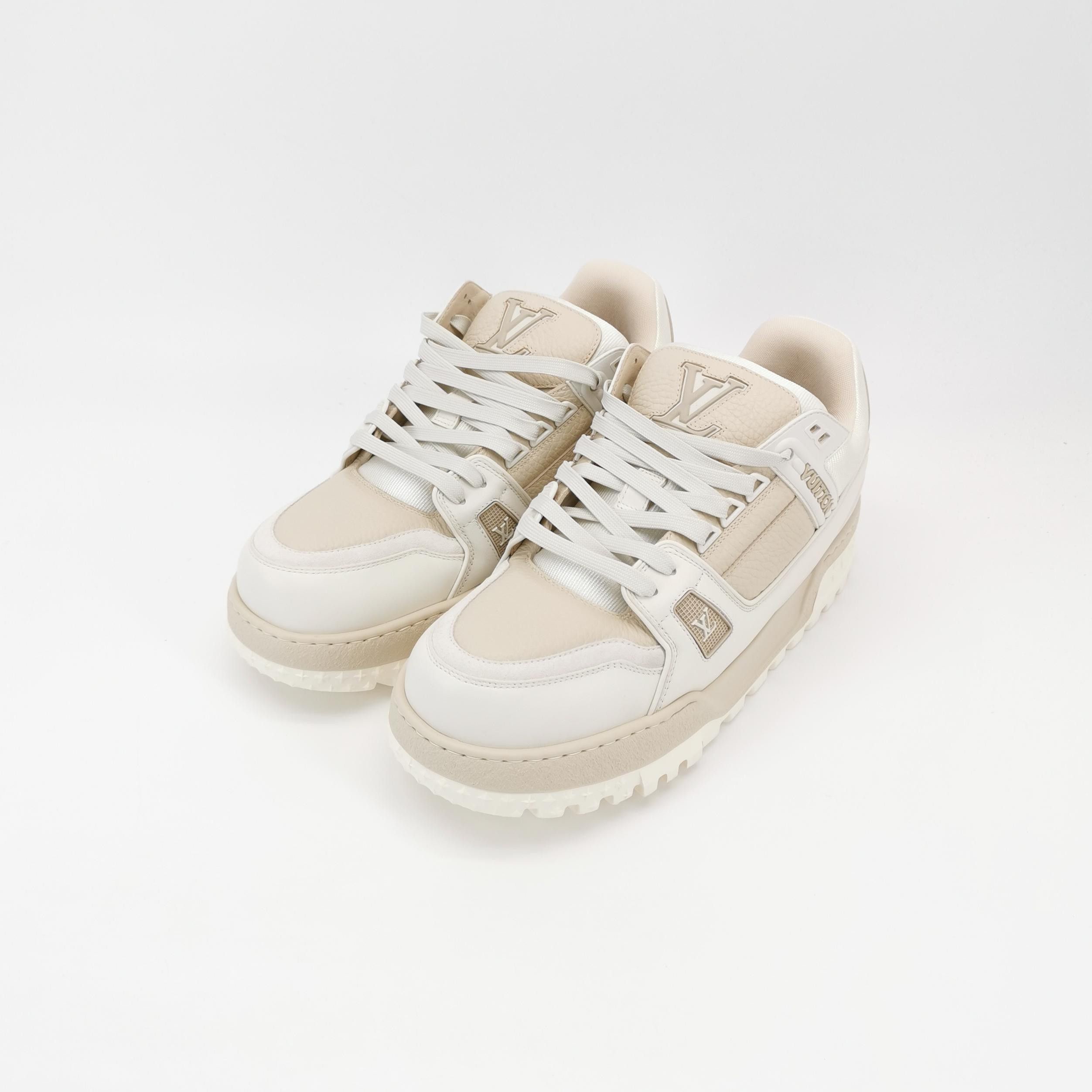 Louis Vuitton Louis Vuitton Monogram Trainer Sneakers 43.5 Size US 10 / EU 43 - 2 Thumbnail