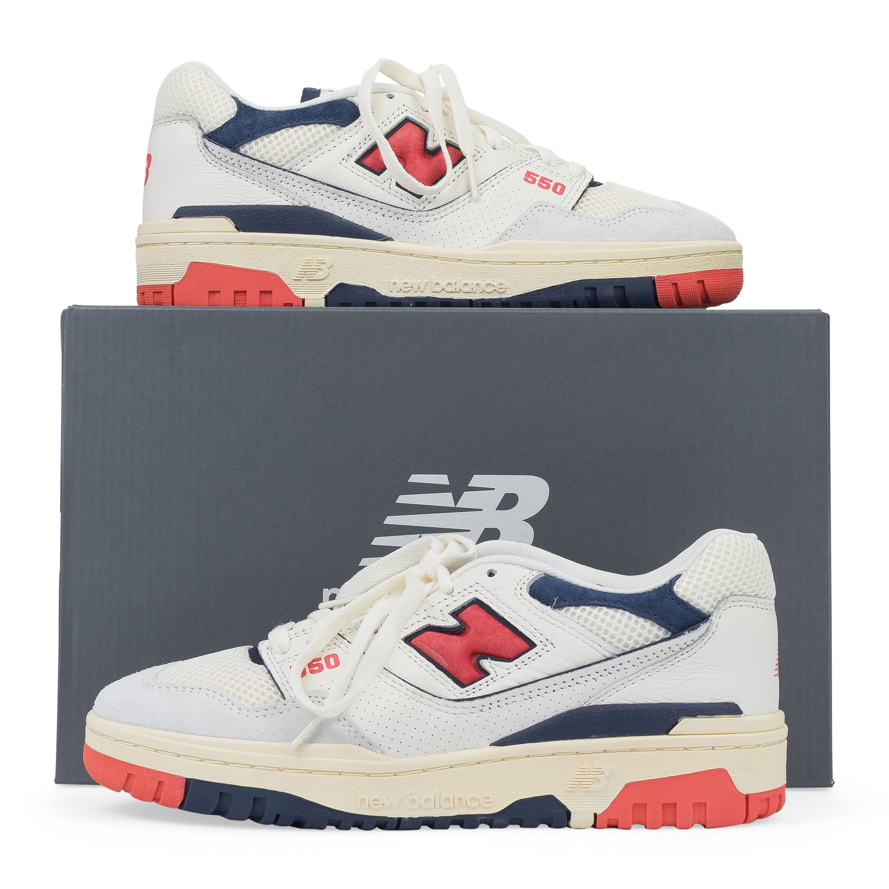 New Balance 550 Sneaker Size 7 Size US 7 / EU 40 - 8 Thumbnail