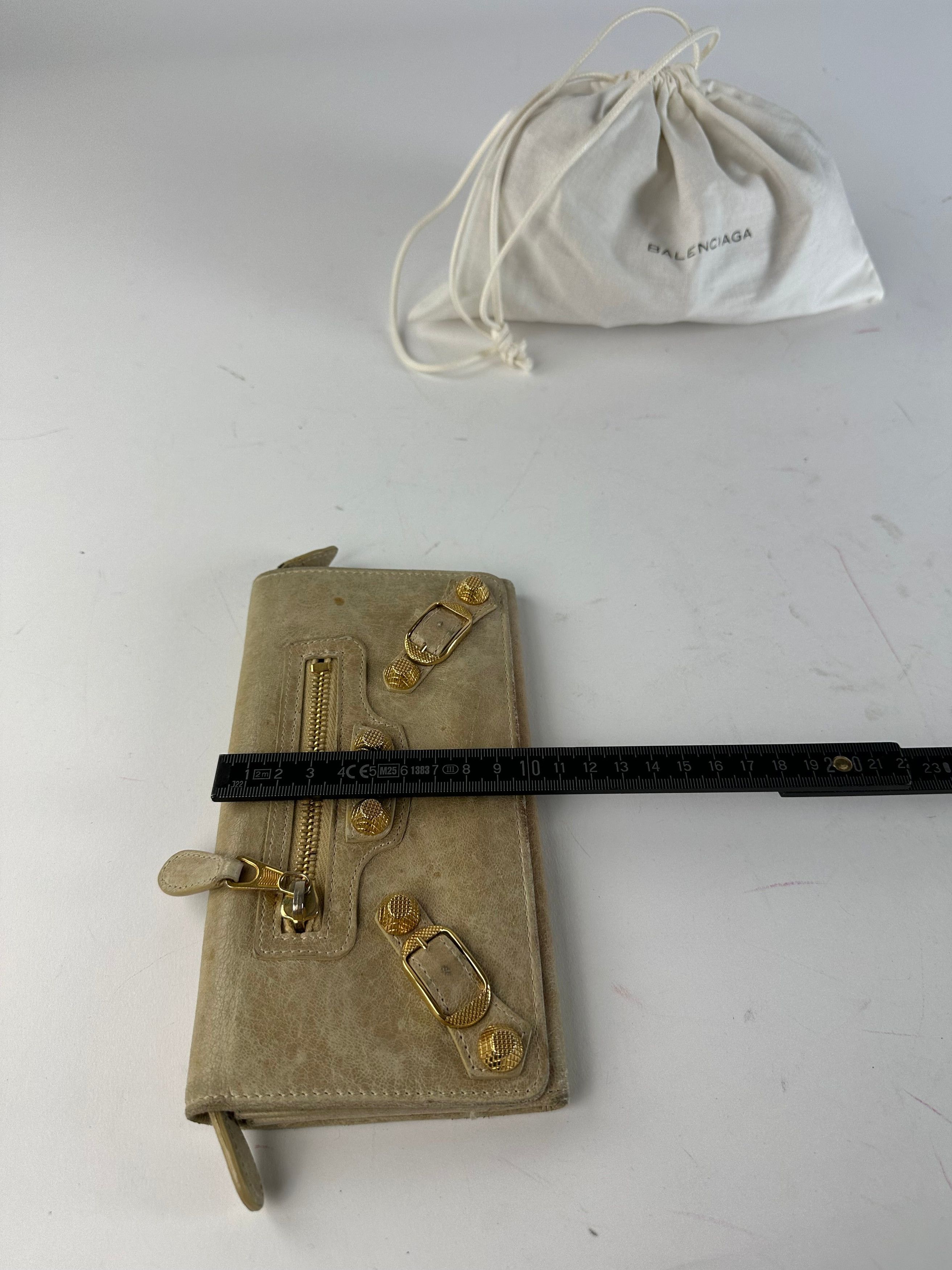 Balenciaga Vintage City Leather Long Wallet Beige Size ONE SIZE - 12 Thumbnail